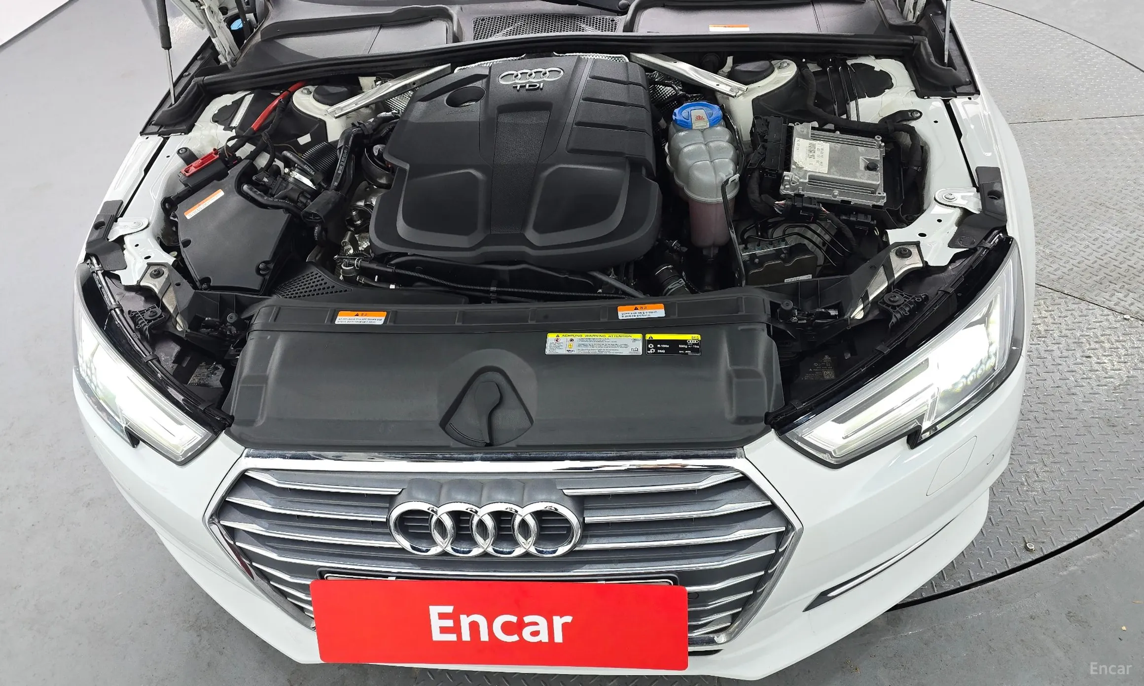 Audi A4 (B9) превью 6