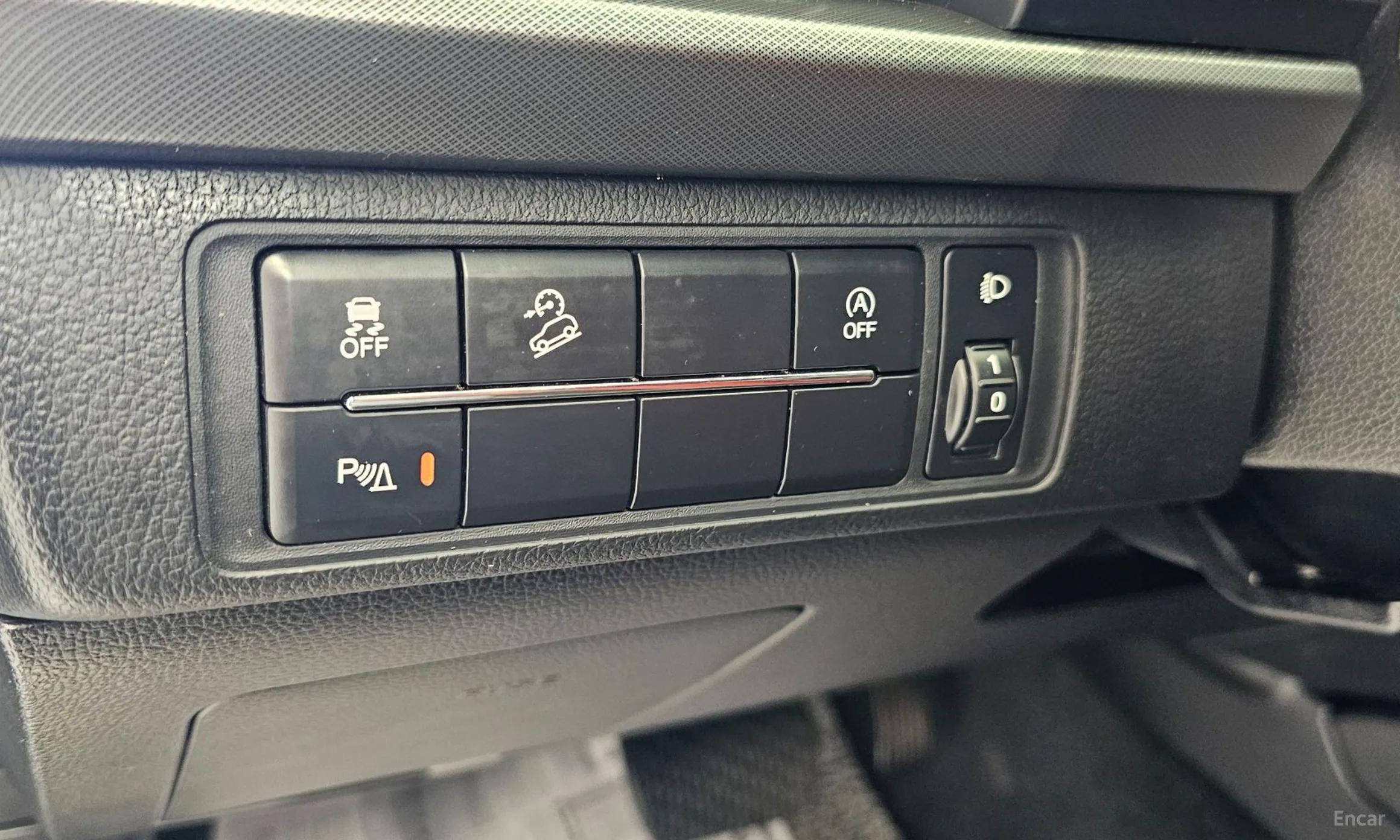 KG Mobility (SsangYong) Rexton Sports превью 11
