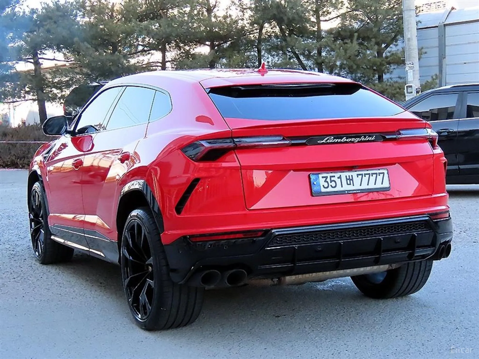 Lamborghini Urus превью 3