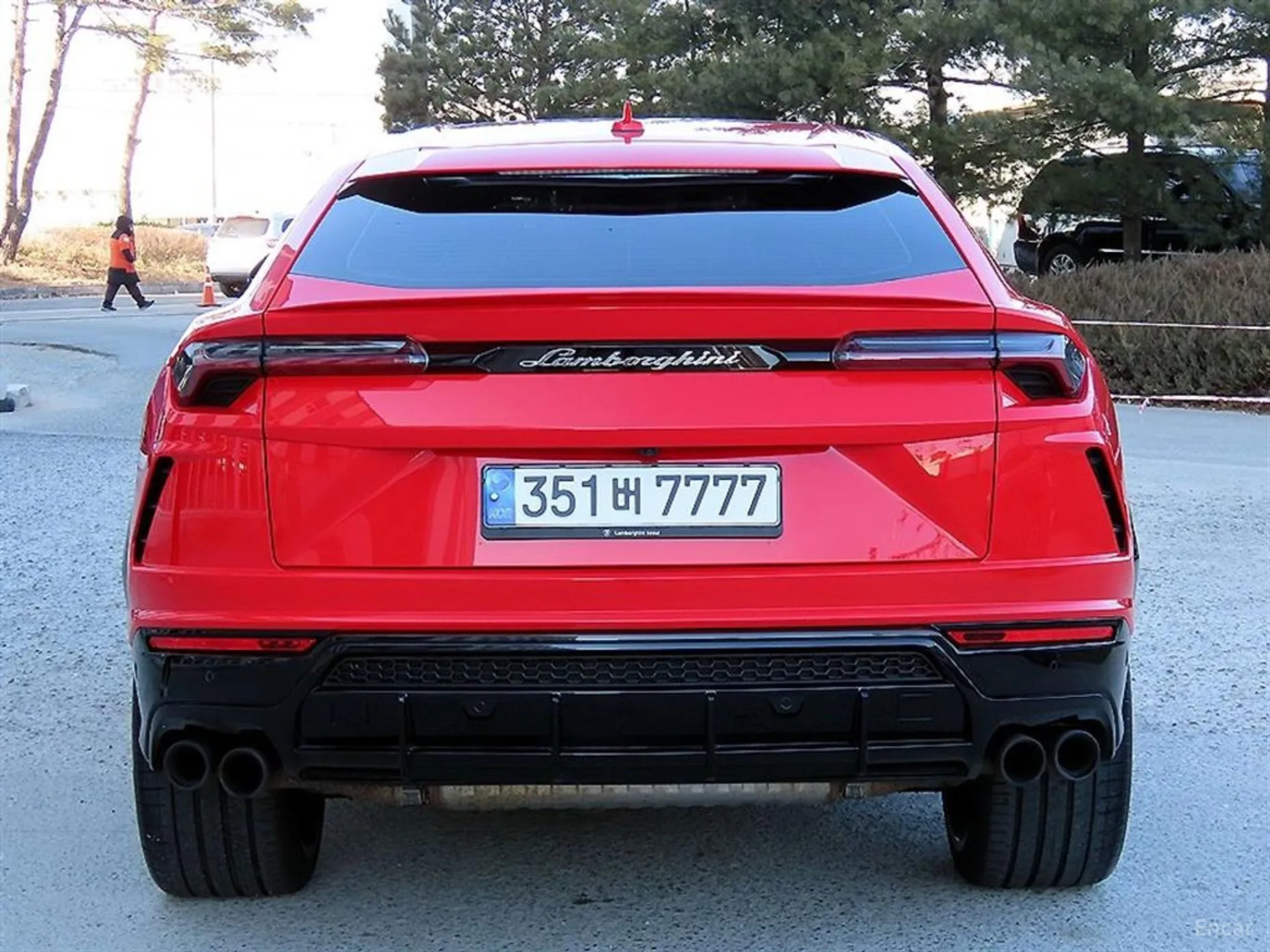 Lamborghini Urus превью 4