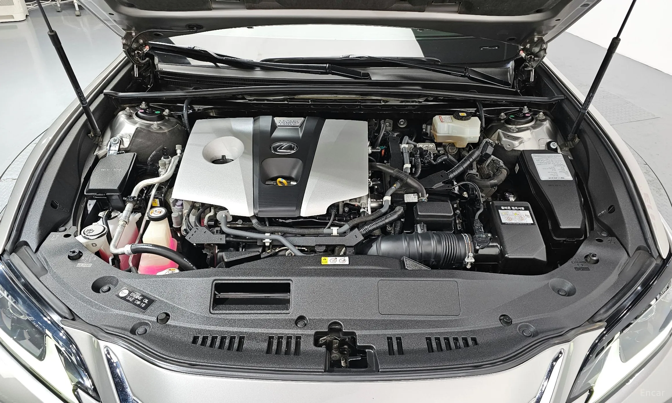 Lexus ES300h 7th Generation превью 6