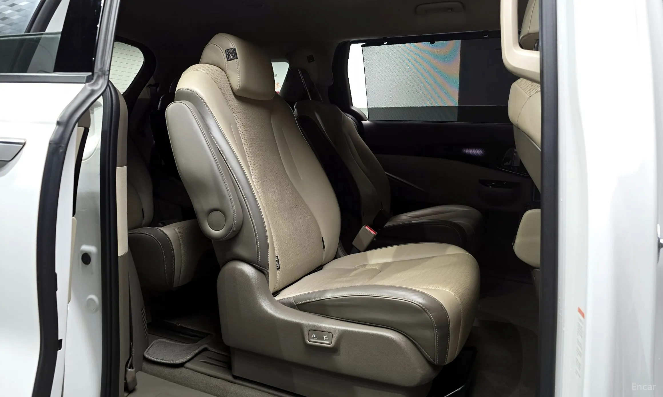 Kia Carnival Gen 4 превью 12