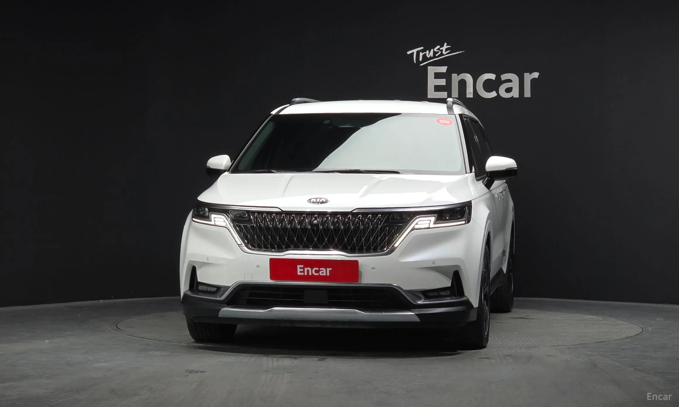 Kia Carnival Gen 4 превью 3