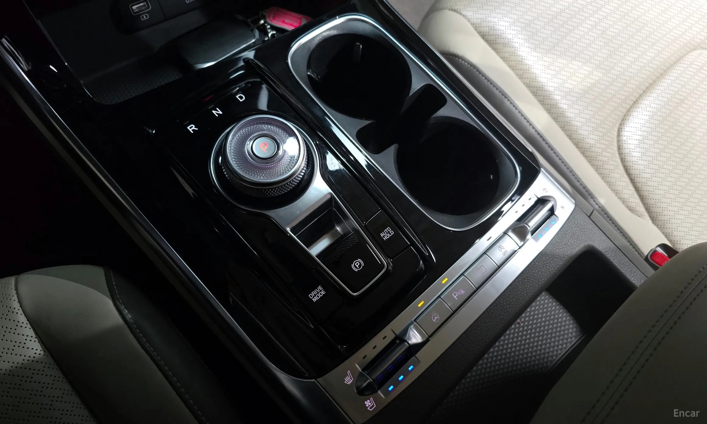 Kia Carnival Gen 4 превью 9