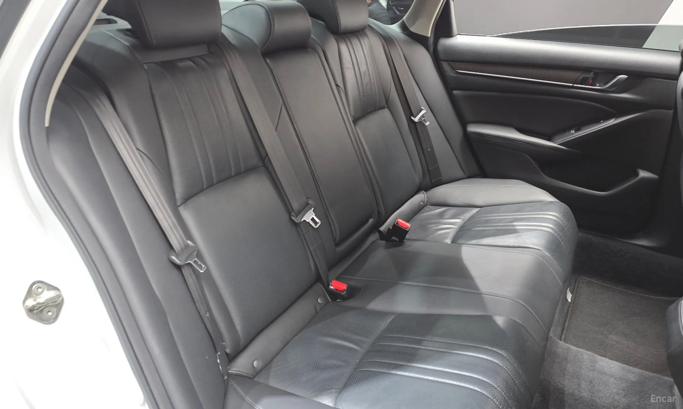 Honda Accord 10th Generation превью 12