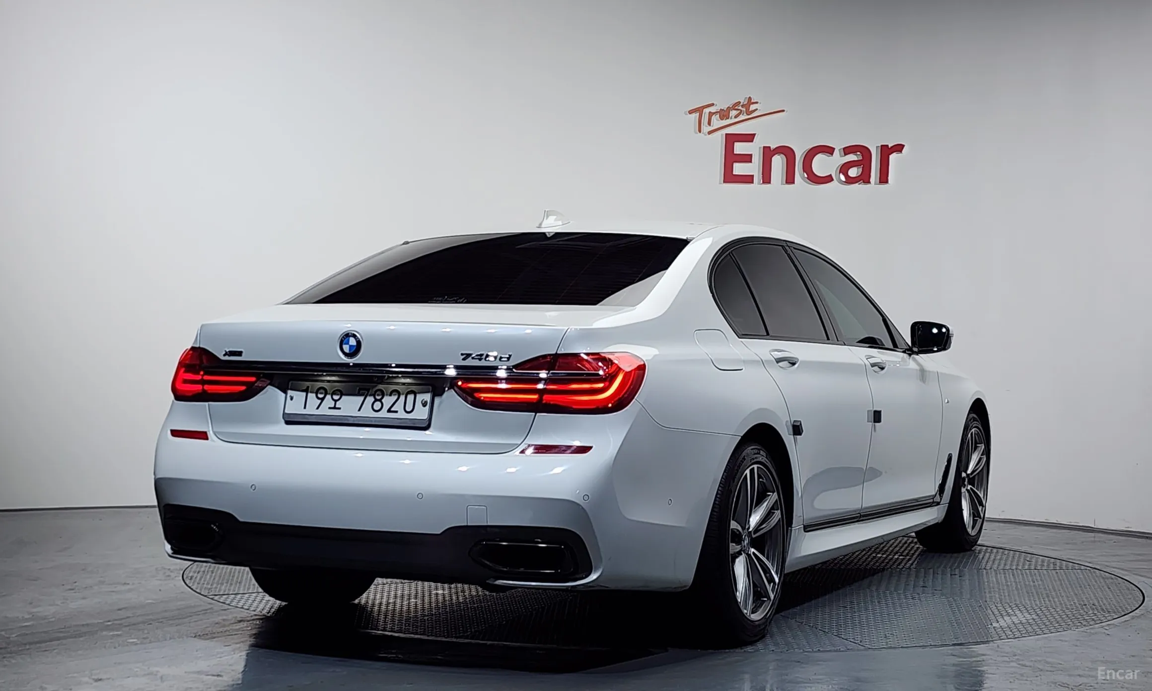 BMW 7 Series (G11)