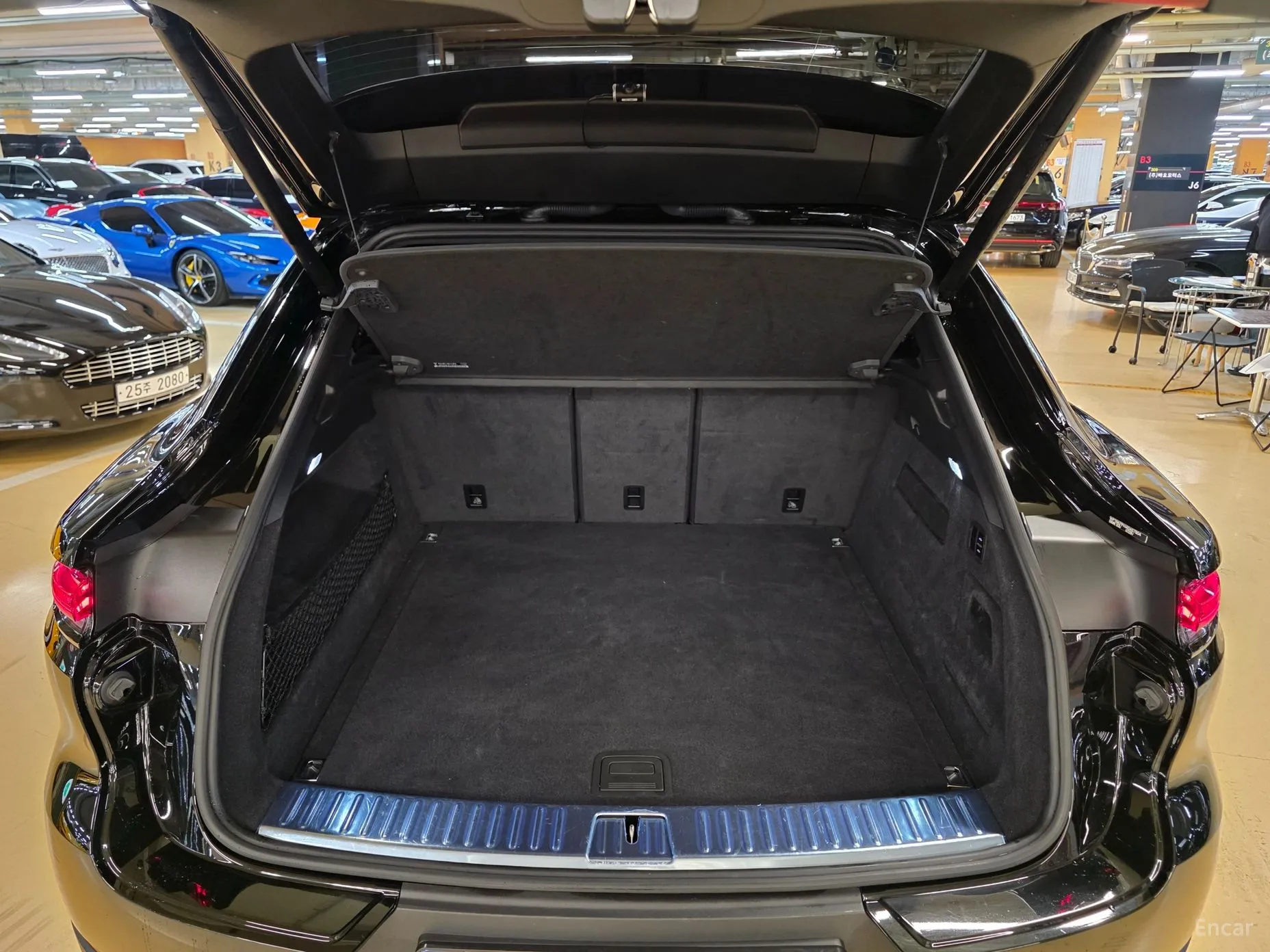 Porsche Cayenne (PO536) превью 5