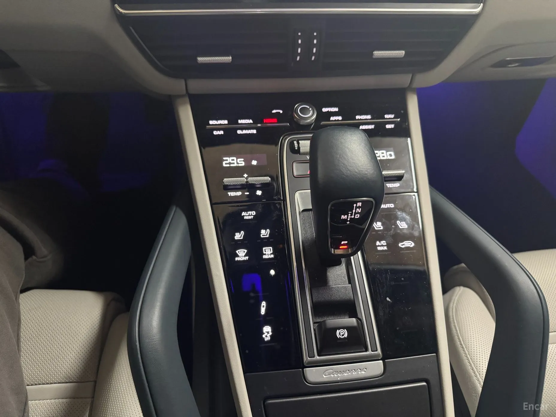 Porsche Cayenne (PO536) превью 12