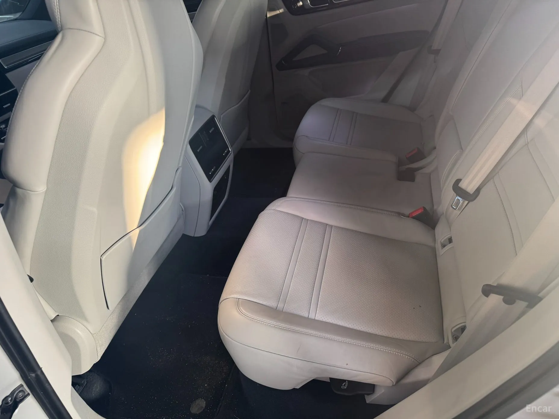 Porsche Cayenne (PO536) превью 15