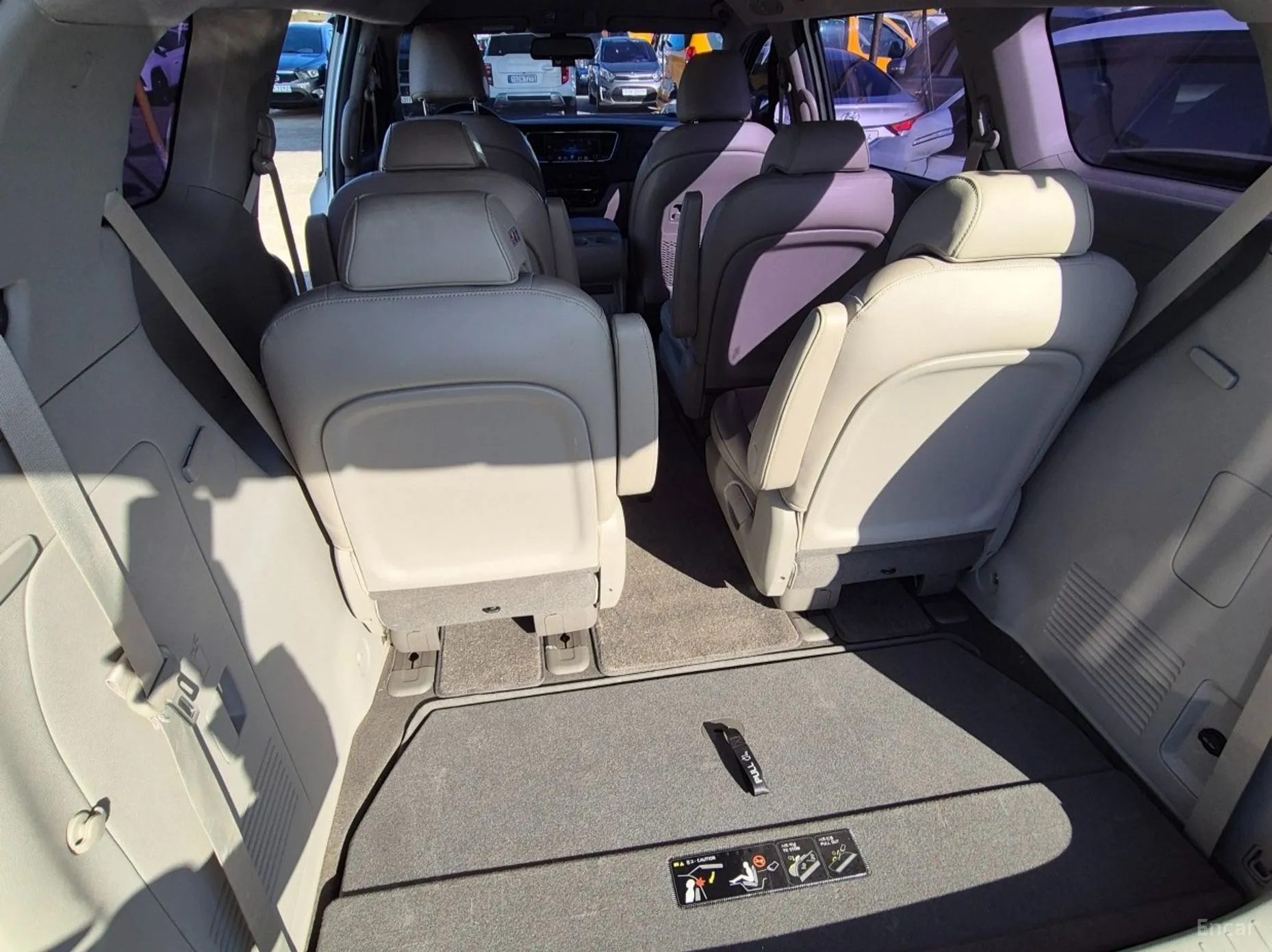 Kia Carnival превью 13