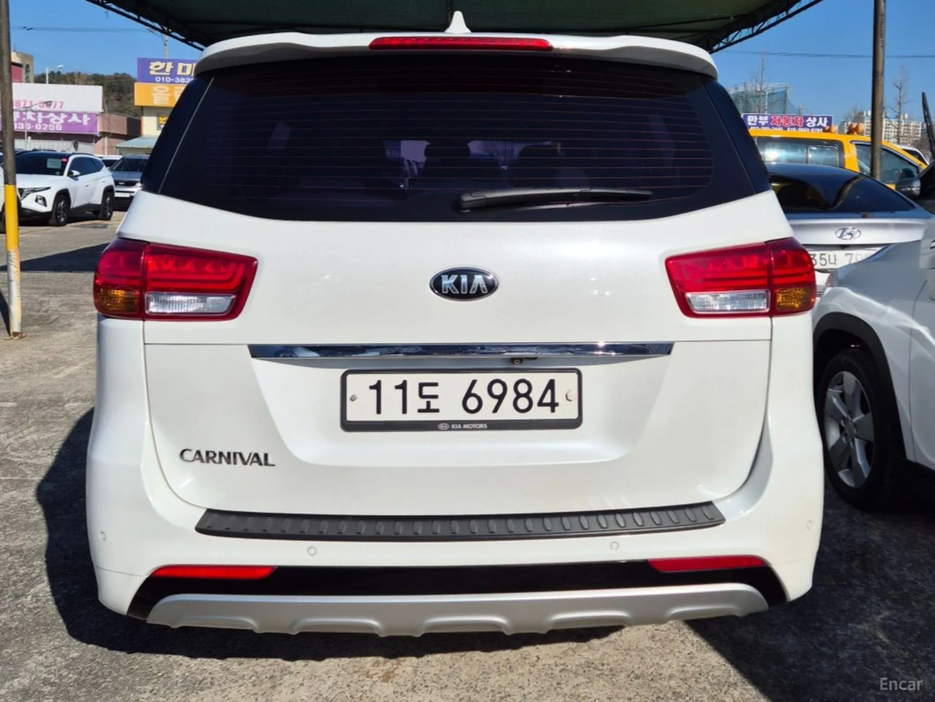 Kia Carnival превью 4