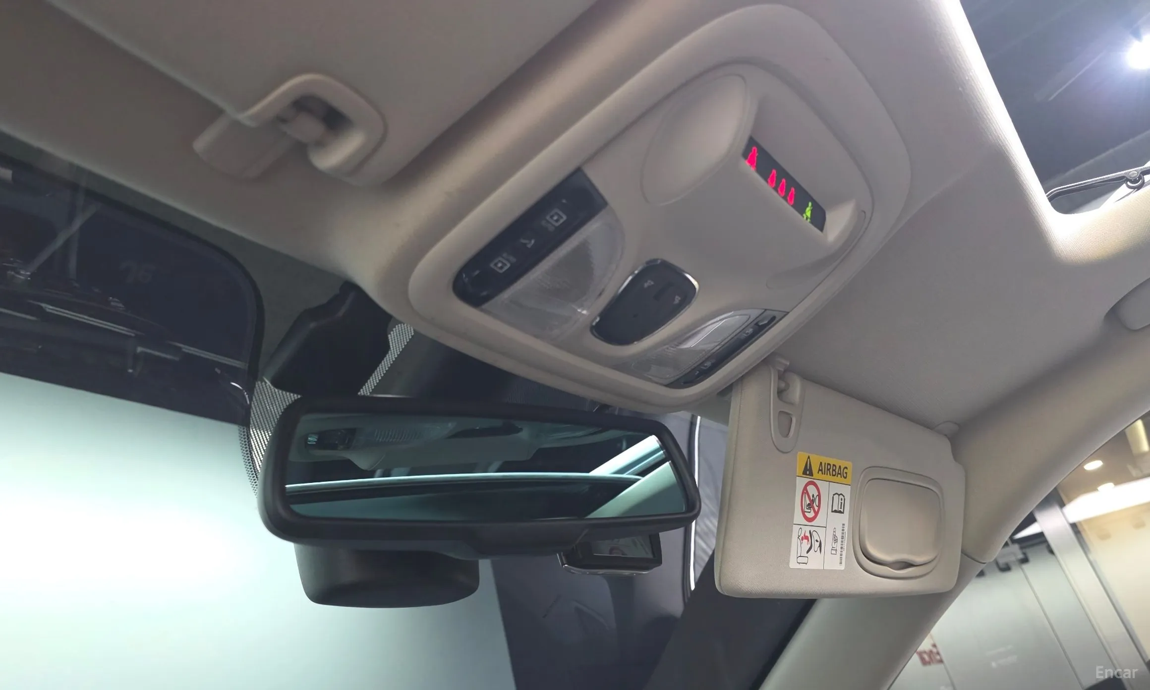 Jeep Cherokee (KL) превью 18
