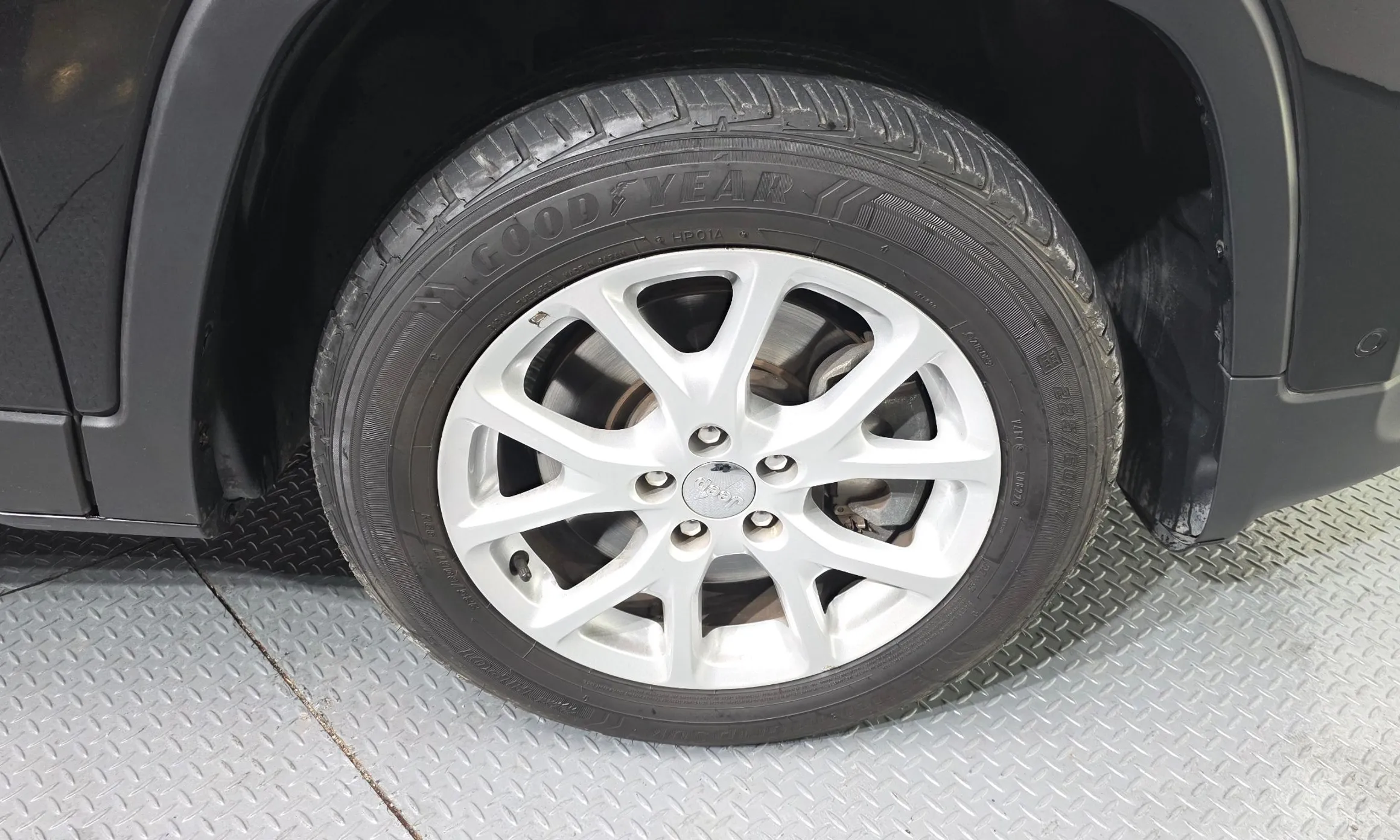 Jeep Cherokee (KL) превью 5