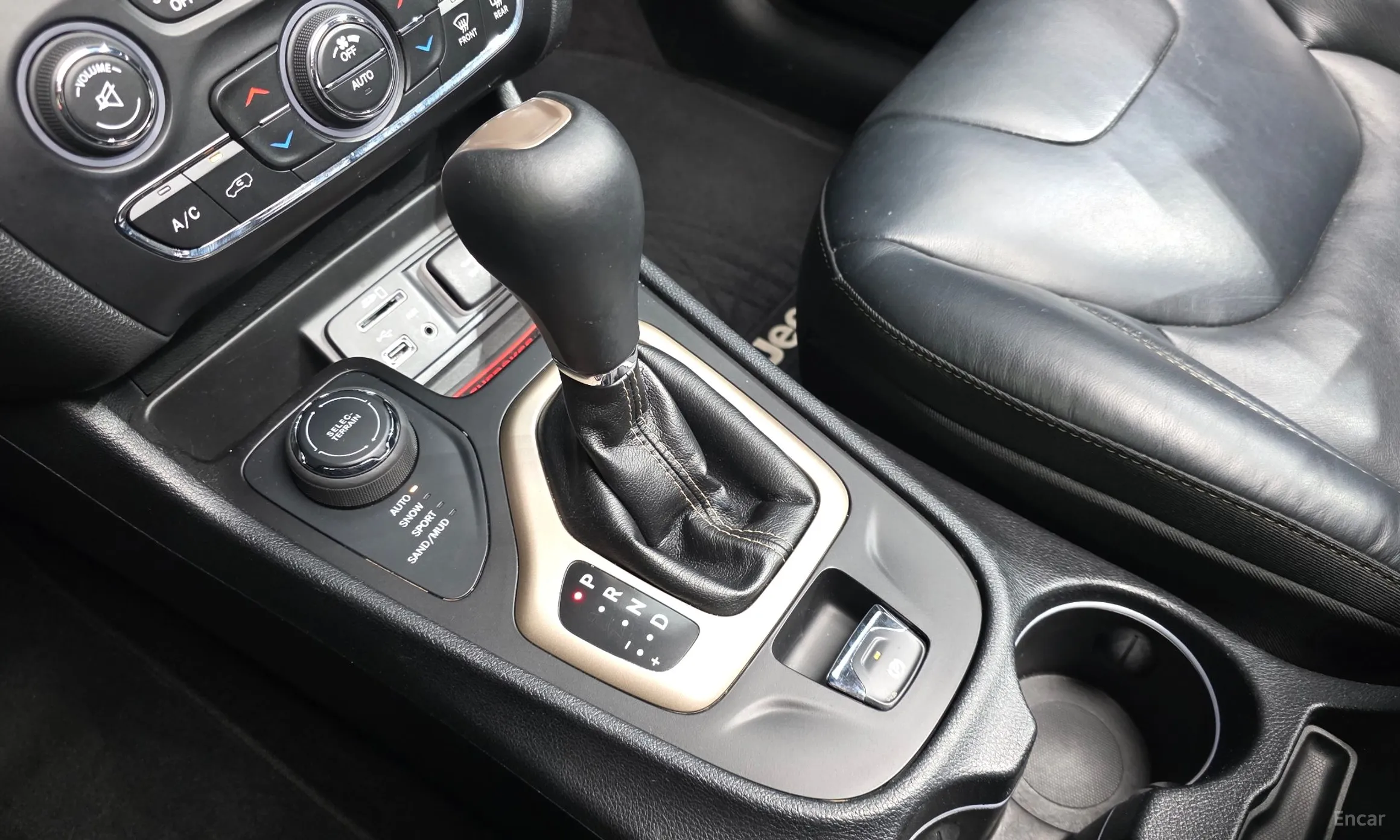 Jeep Cherokee (KL) превью 9