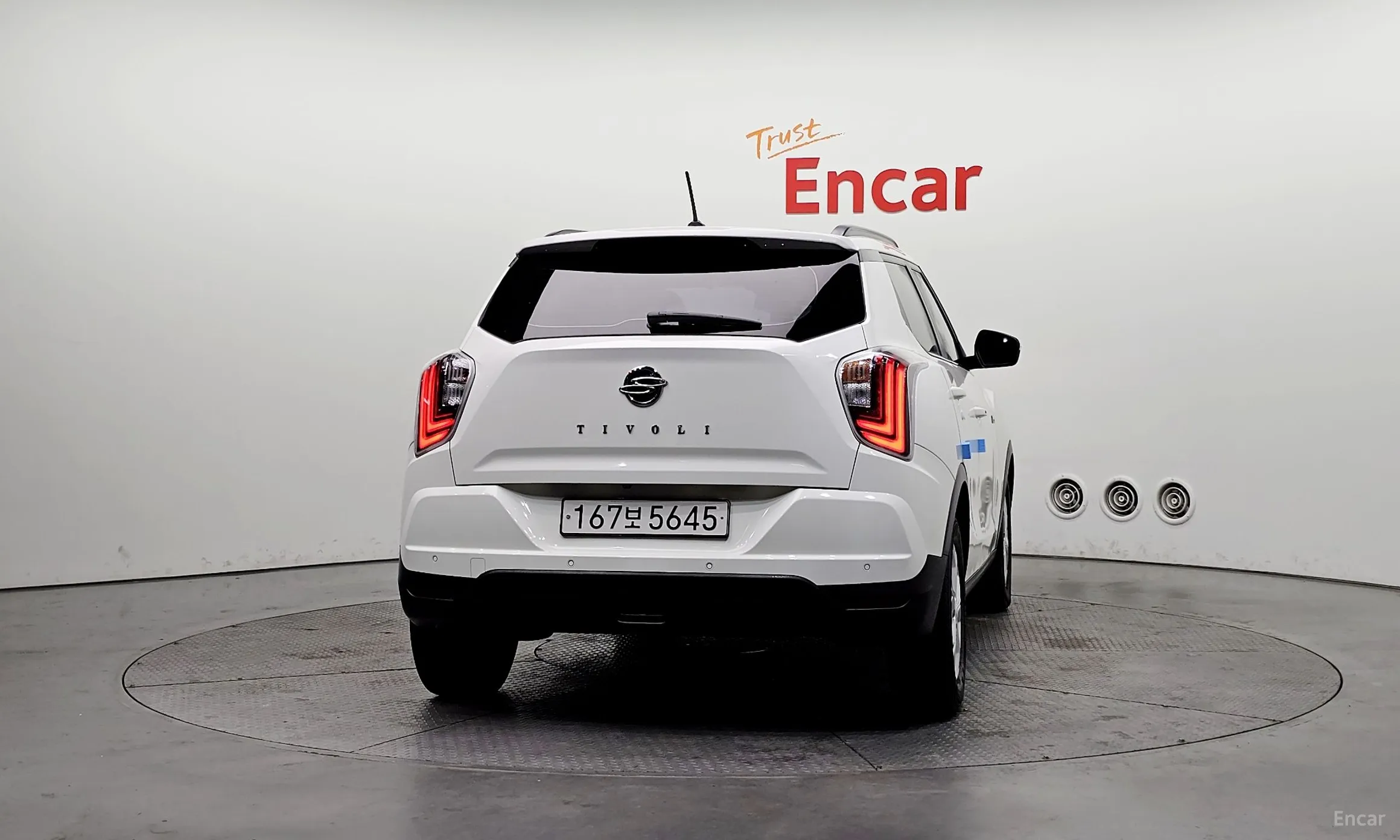 KG Mobility (SsangYong) Berry New Tivoli превью 4