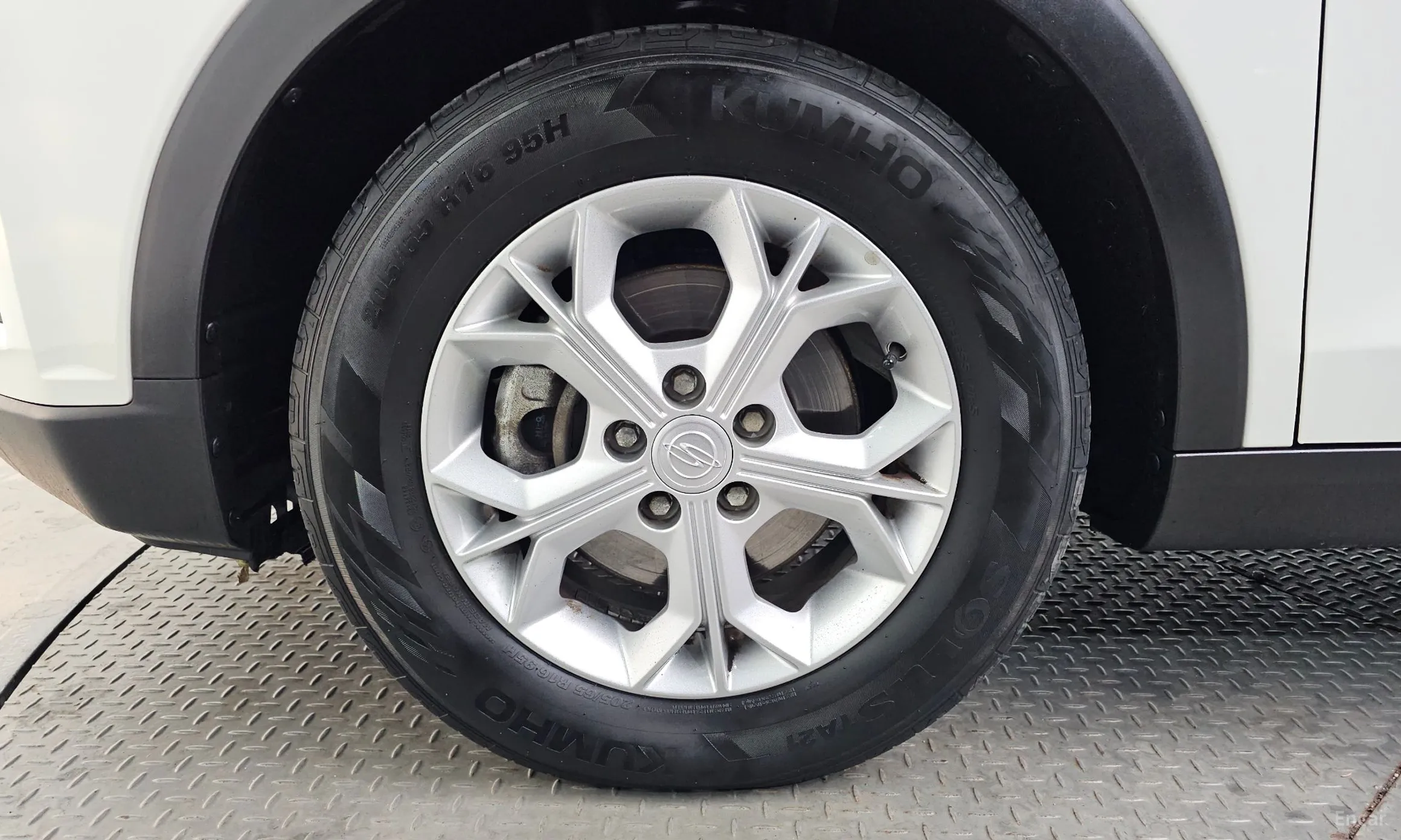 KG Mobility (SsangYong) Berry New Tivoli превью 5