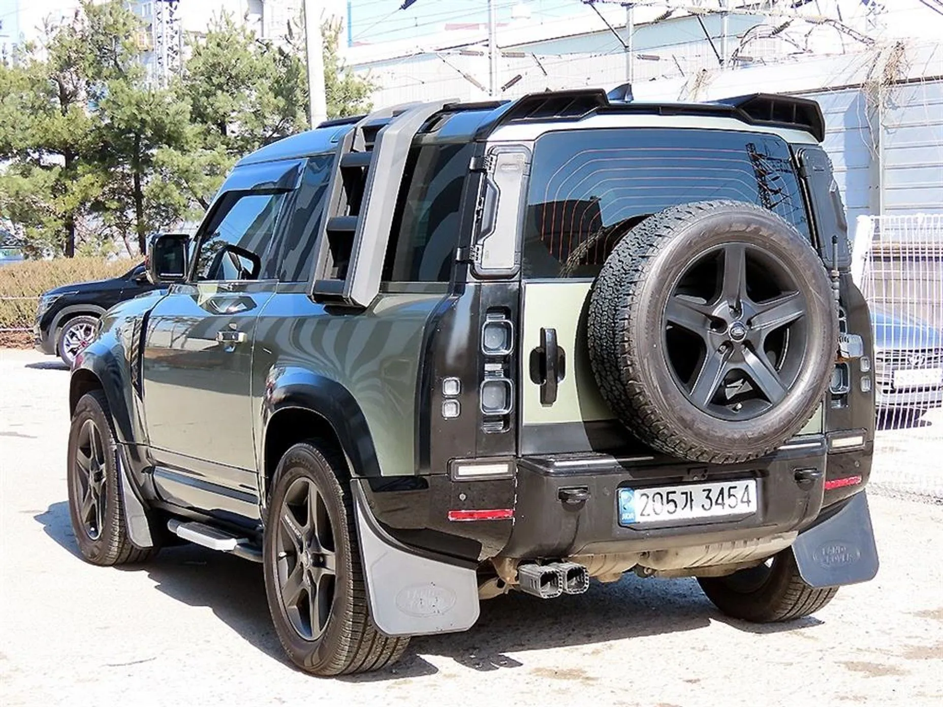 Land Rover Defender (L663) превью 3