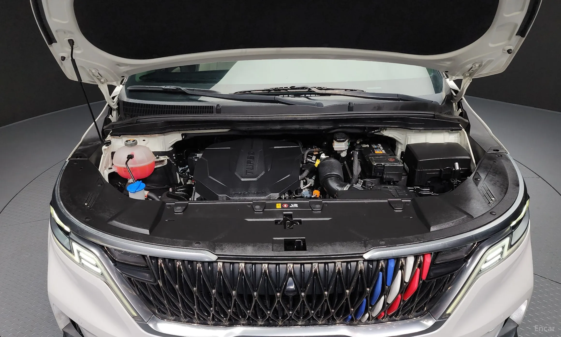 Kia Carnival Gen 4 превью 6