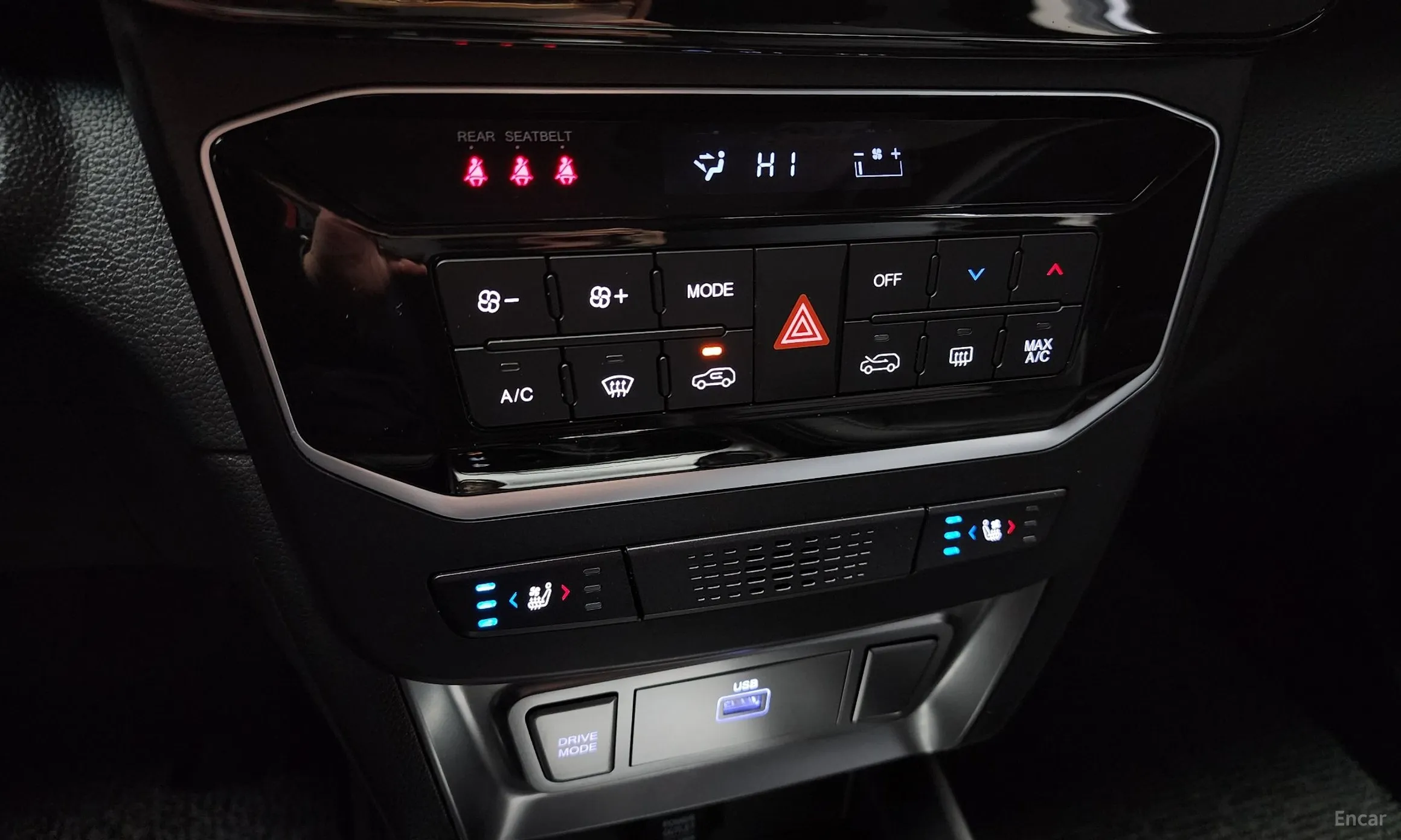 KG Mobility (SsangYong) Tivoli превью 16