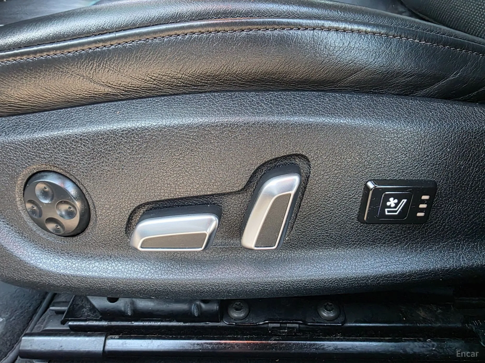 Audi New A4 превью 19