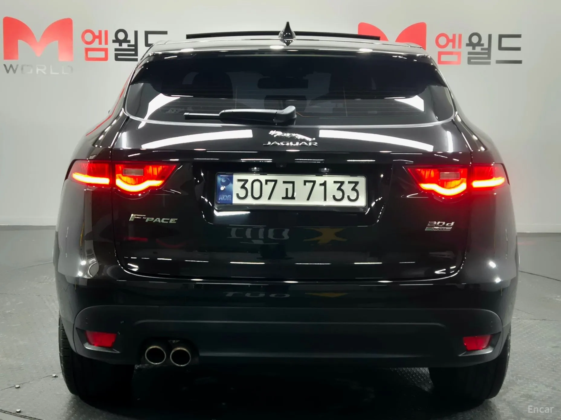 Jaguar F-PACE превью 4