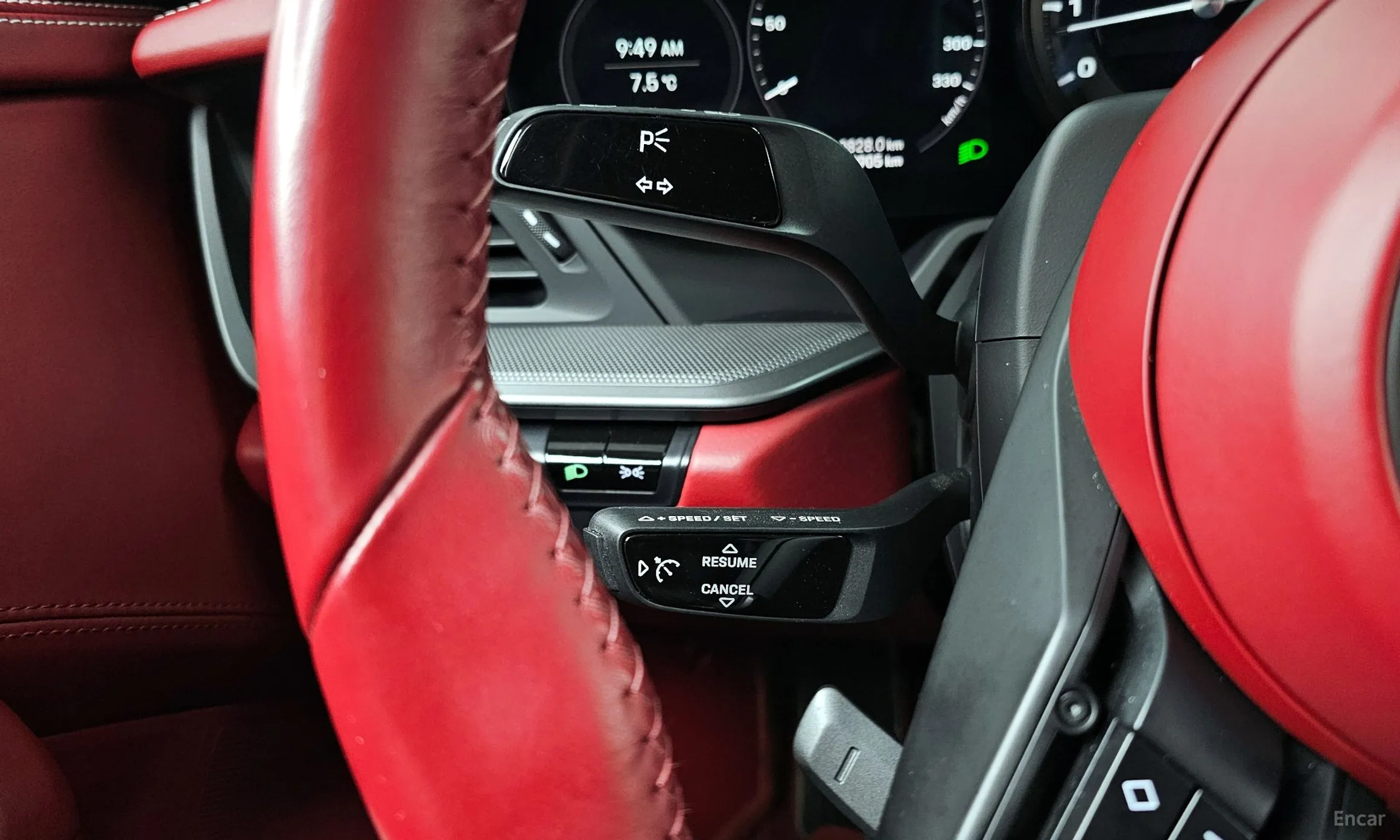 Porsche 911 (992) превью 16