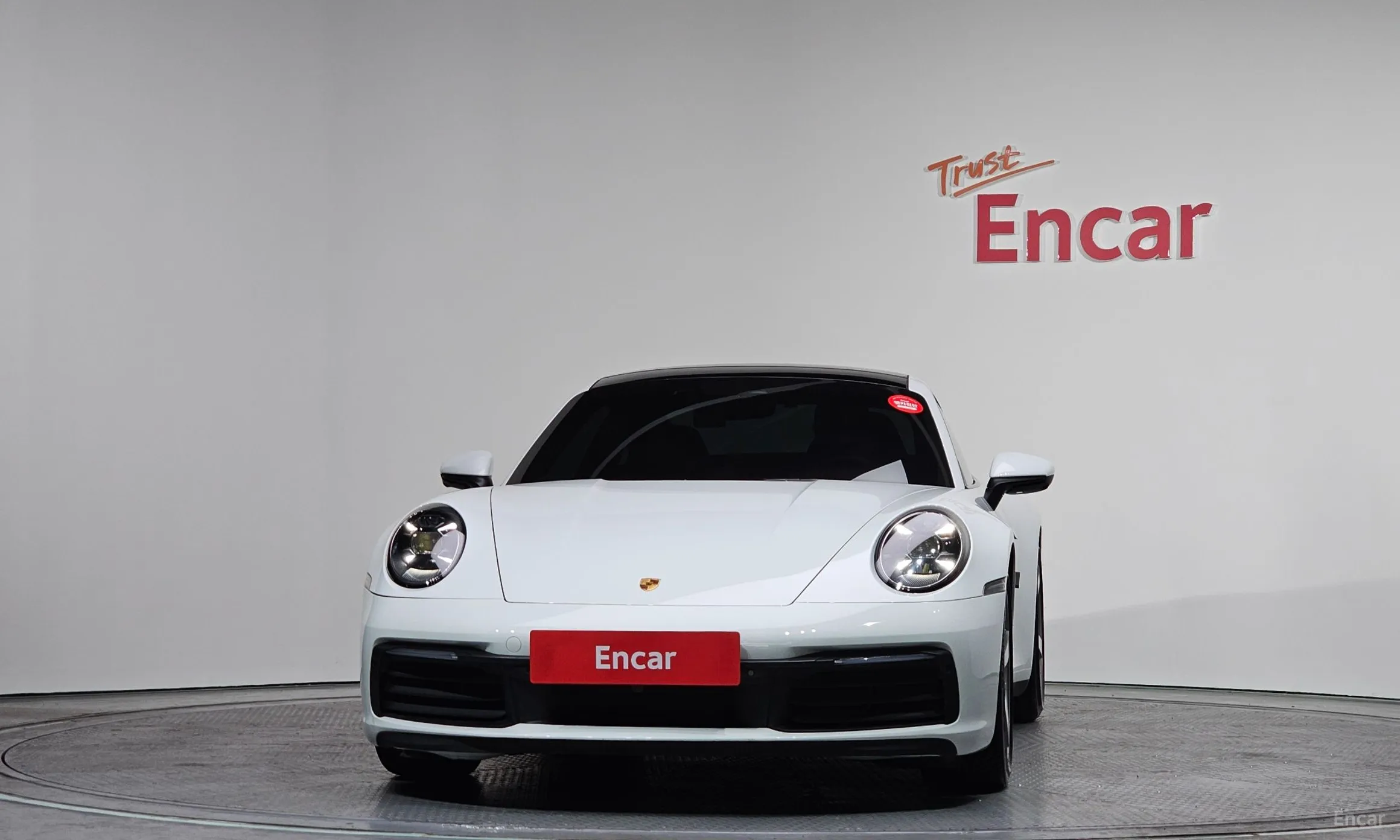 Porsche 911 (992) превью 3