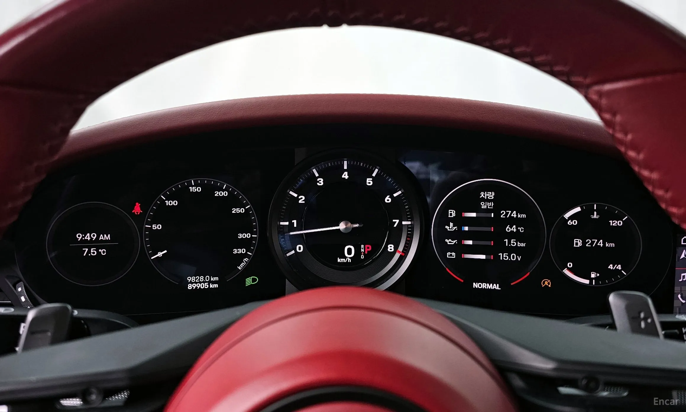Porsche 911 (992) превью 8