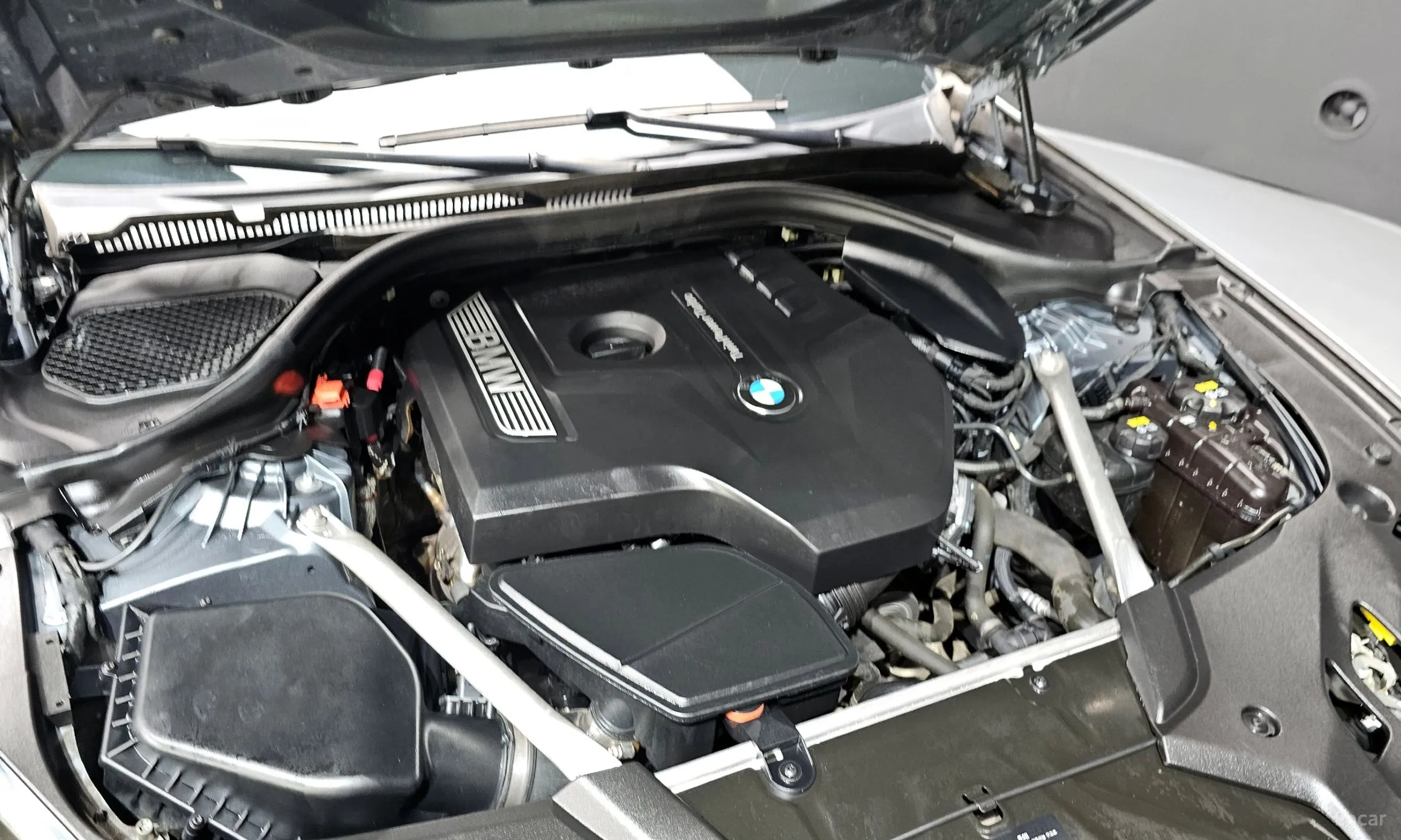 BMW 5 Series (G30) превью 6