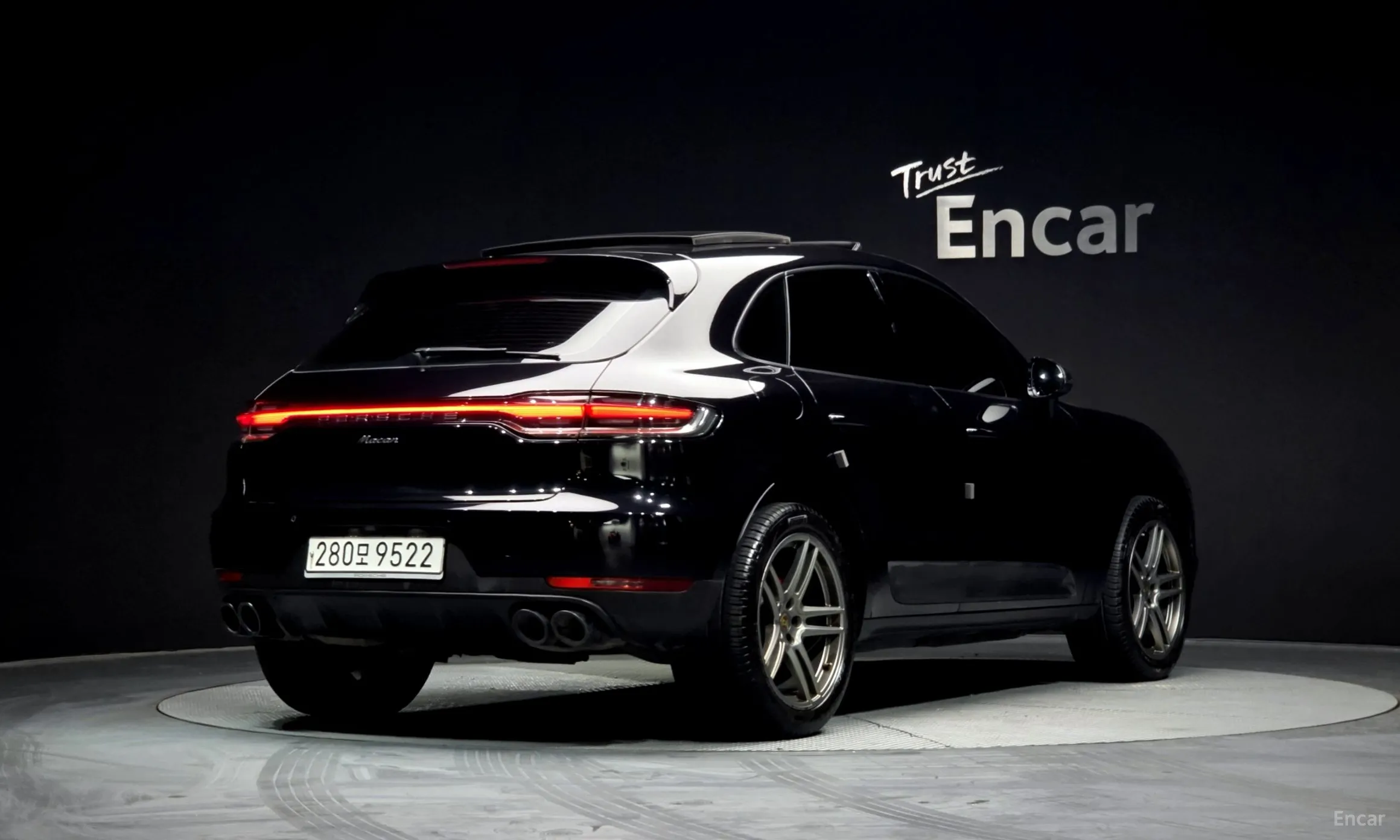 Porsche Macan превью 2