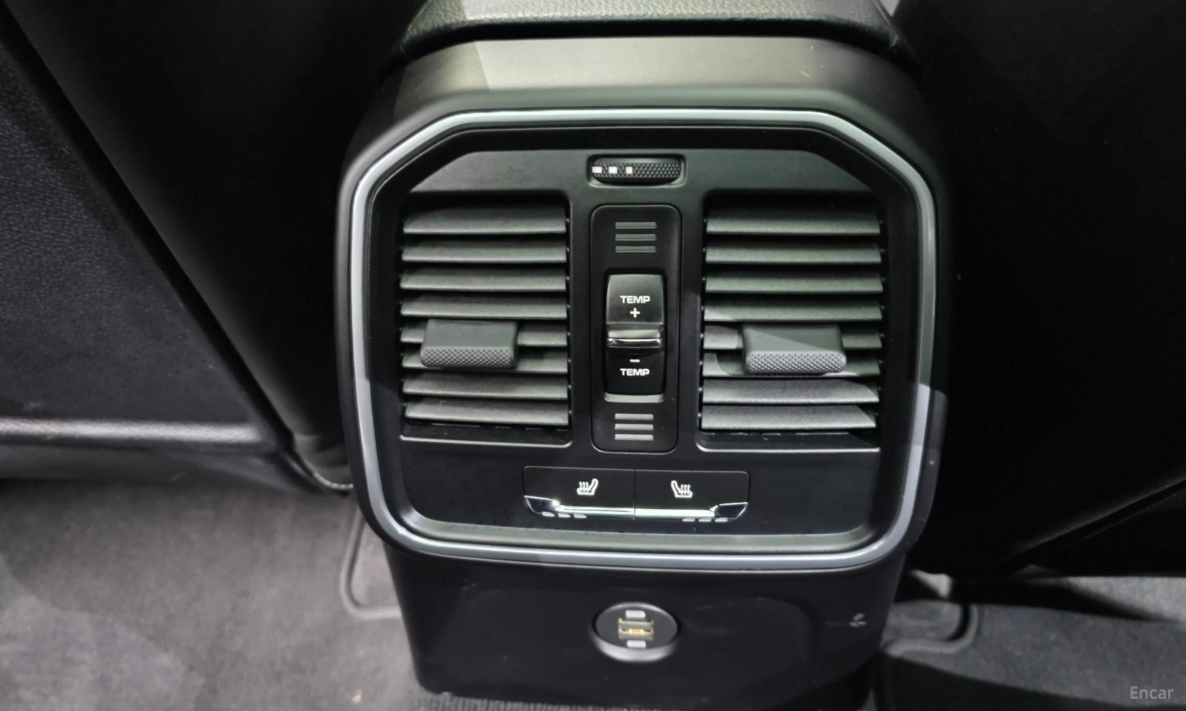 Porsche Macan превью 19