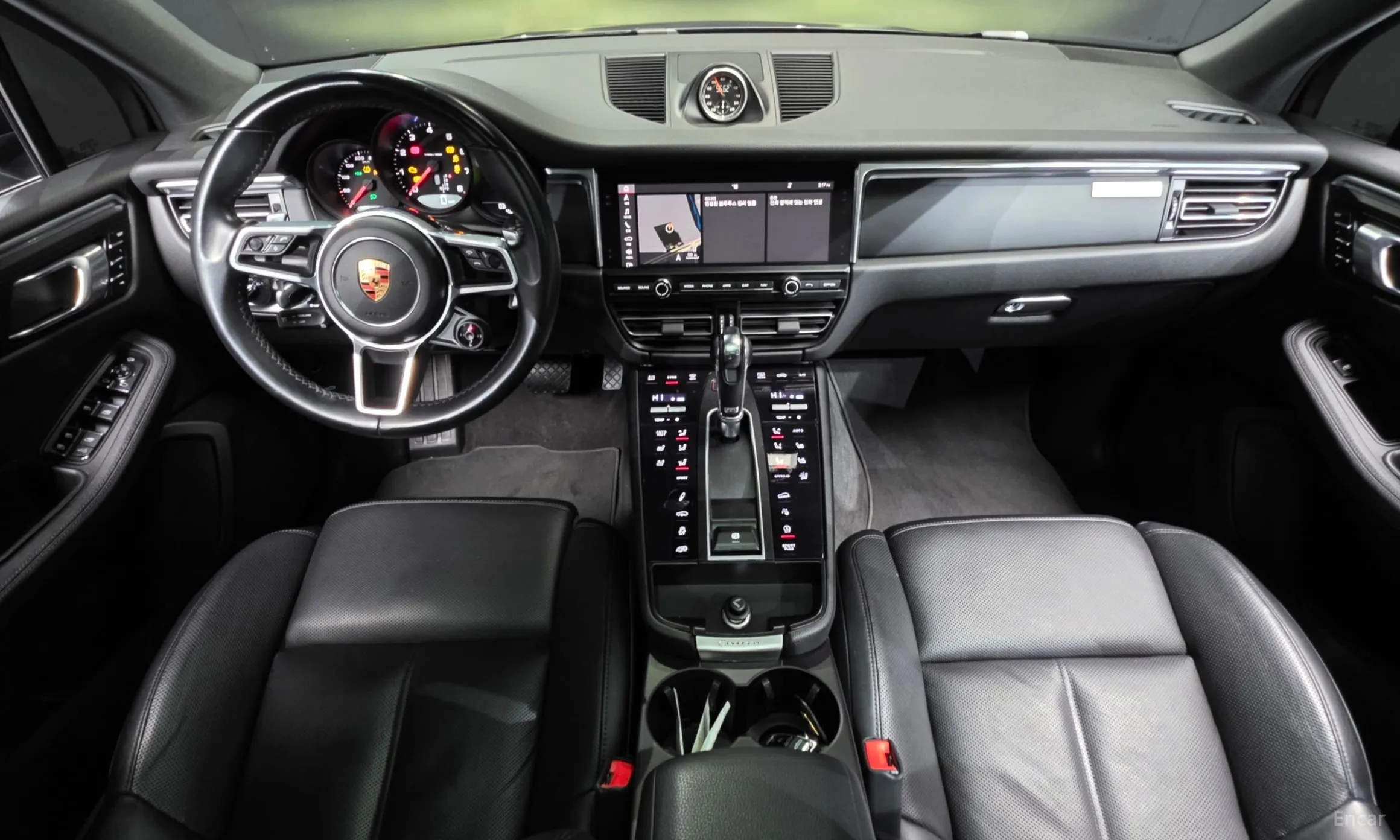 Porsche Macan превью 7