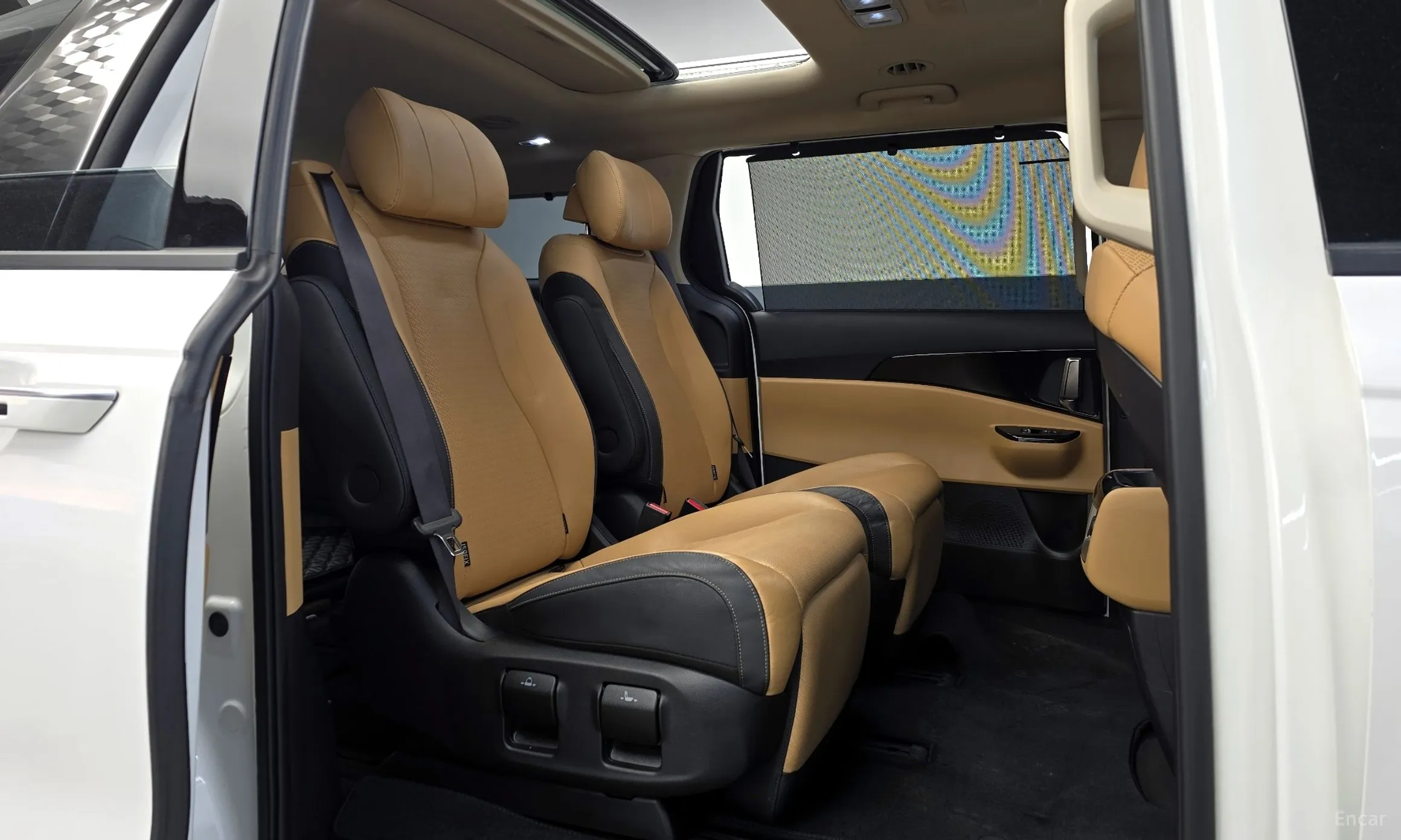 Kia Carnival Gen 4 превью 12