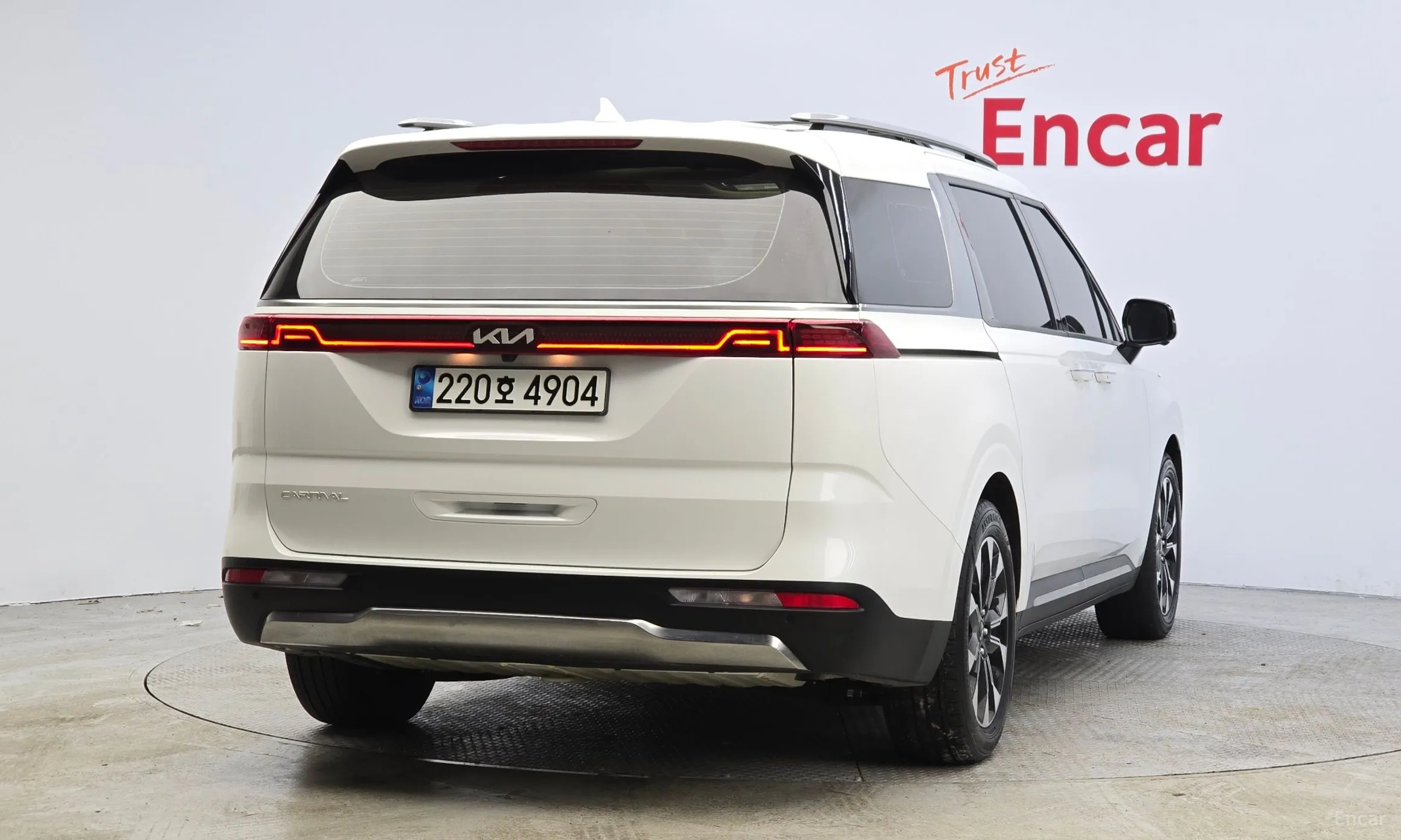 Kia Carnival Gen 4 превью 2