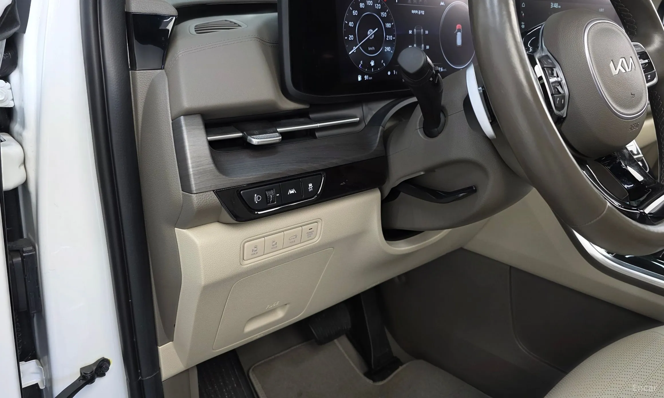 Kia Carnival Gen 4 превью 13