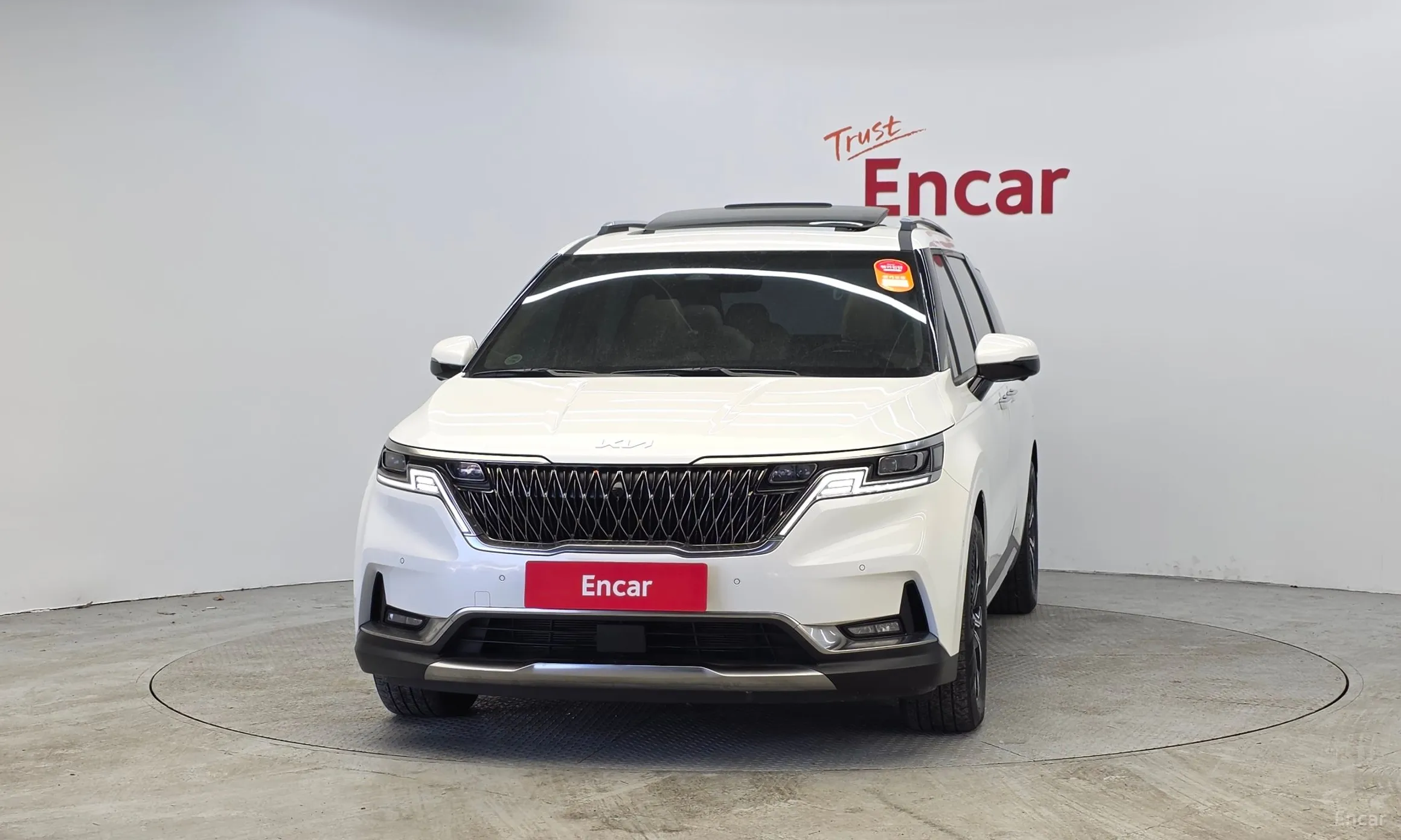 Kia Carnival Gen 4 превью 3