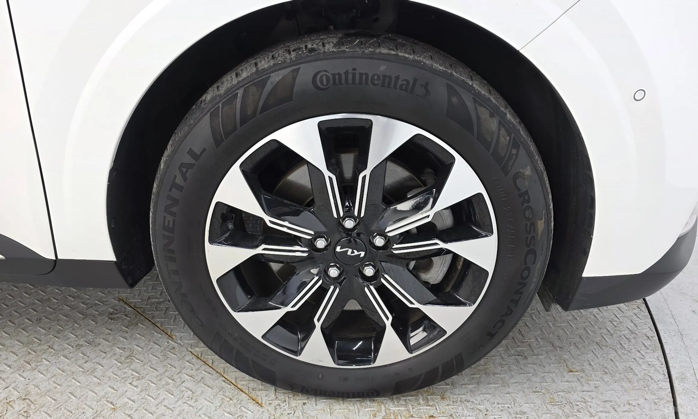 Kia Carnival Gen 4 превью 5
