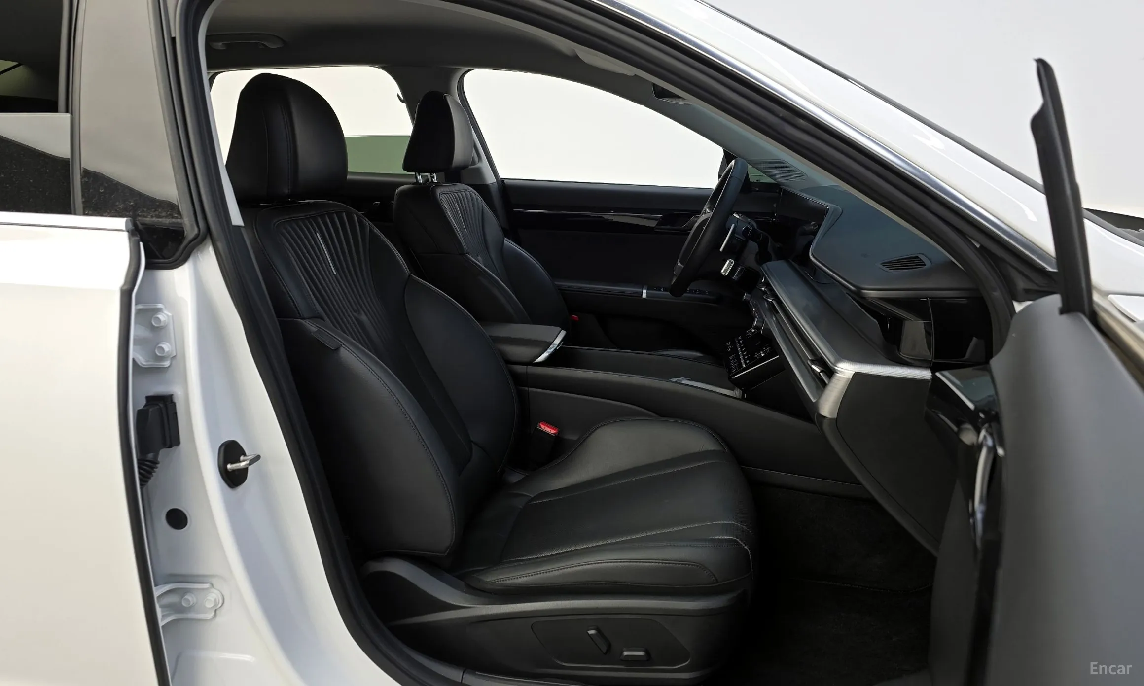Hyundai Grandeur (GN7) превью 10