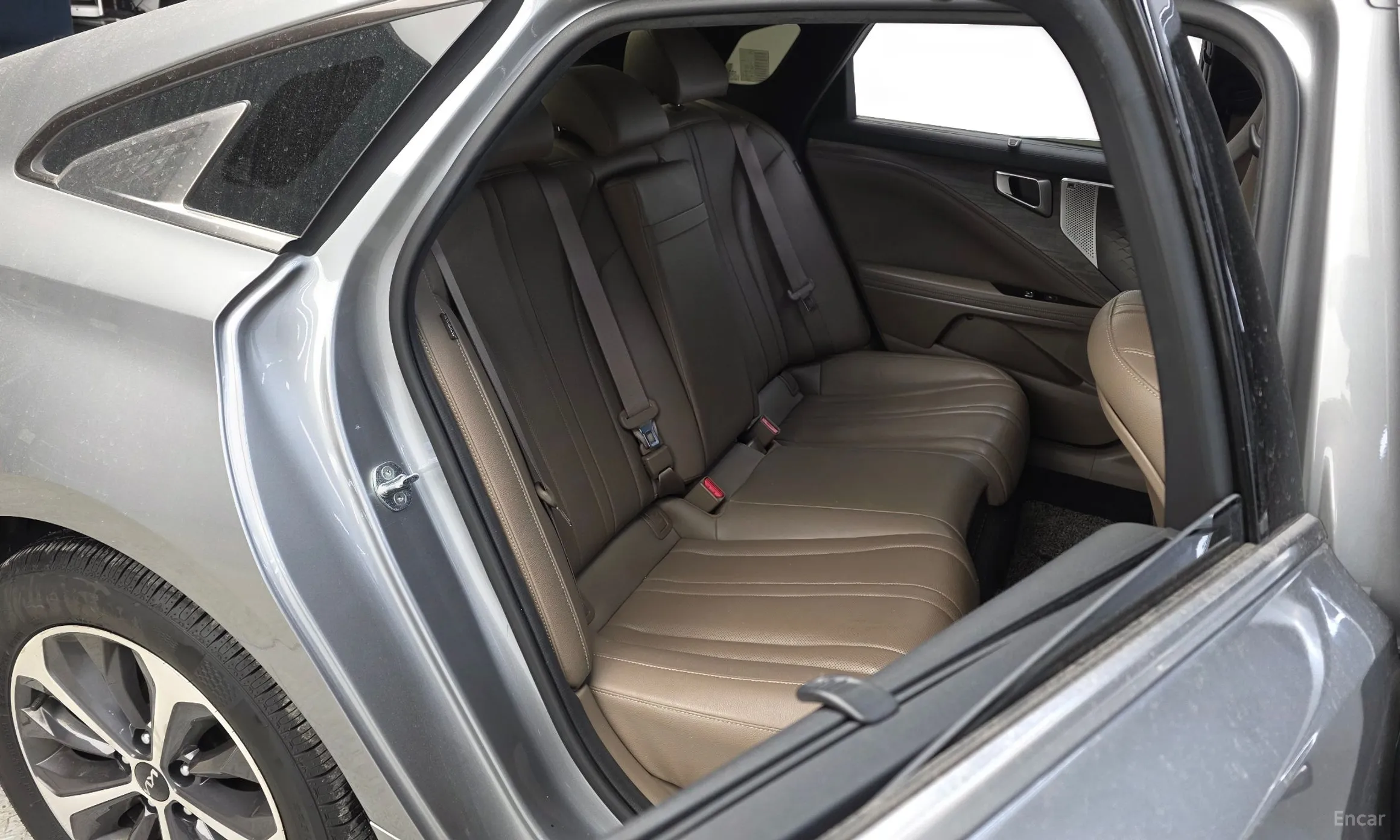Kia K8 Hybrid превью 11