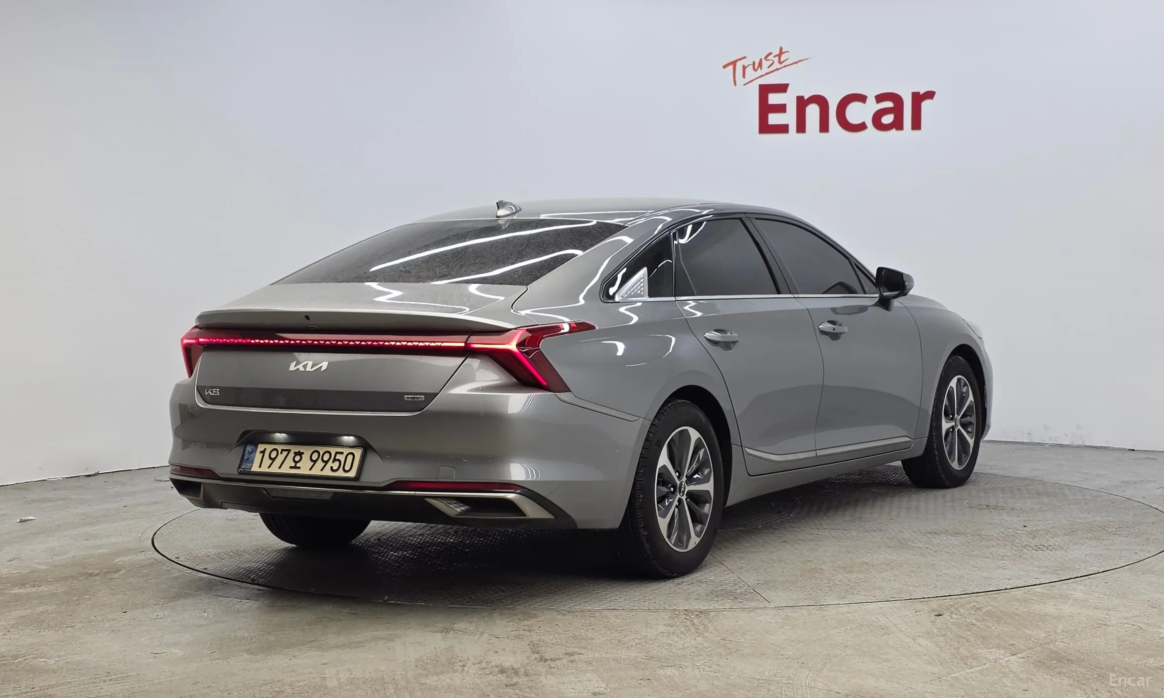 Kia K8 Hybrid
