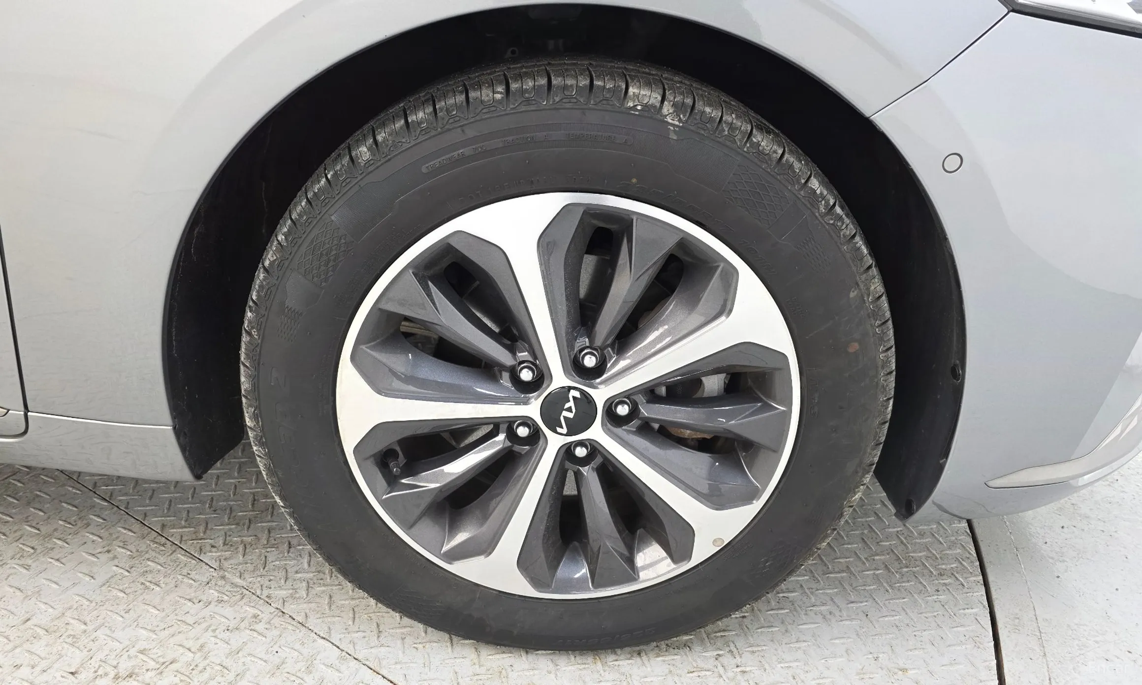 Kia K8 Hybrid превью 5