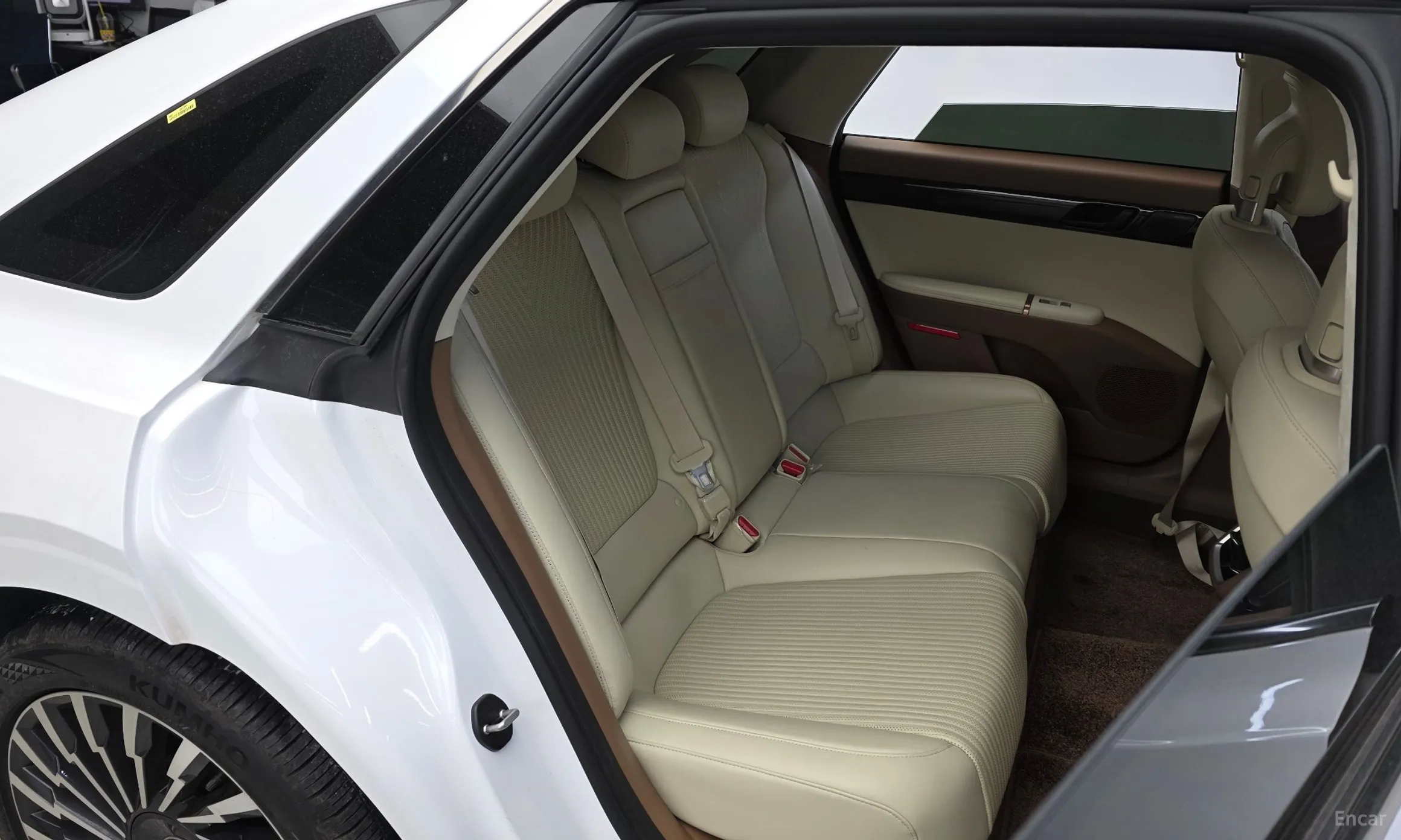 Hyundai Grandeur (GN7) превью 11