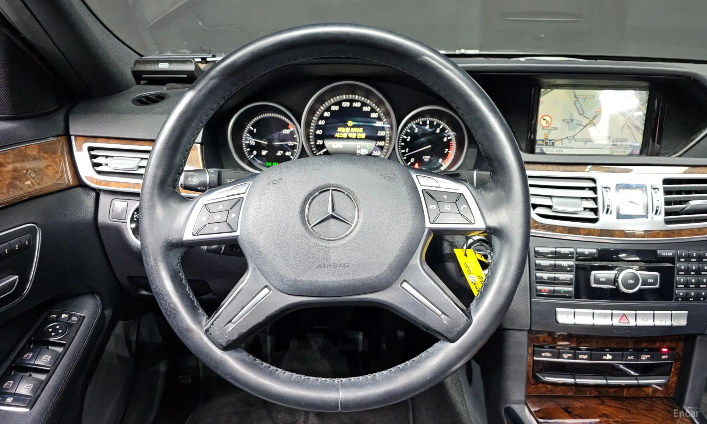 Mercedes Benz E-Class W212 превью 13