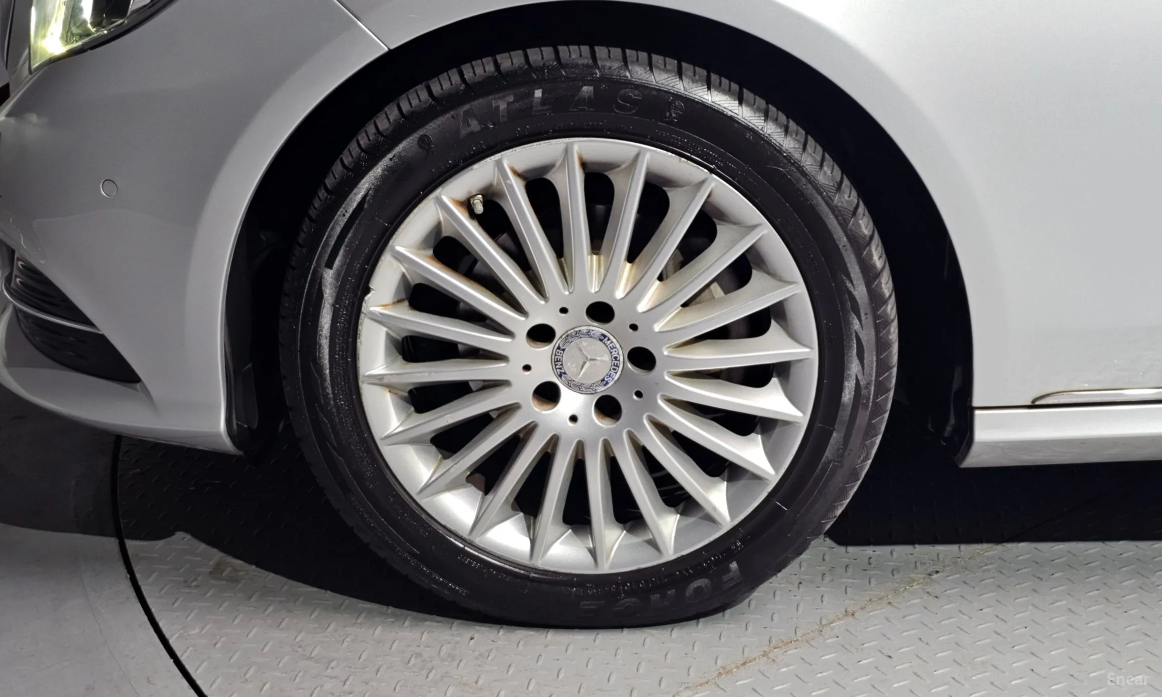 Mercedes Benz E-Class W212 превью 5