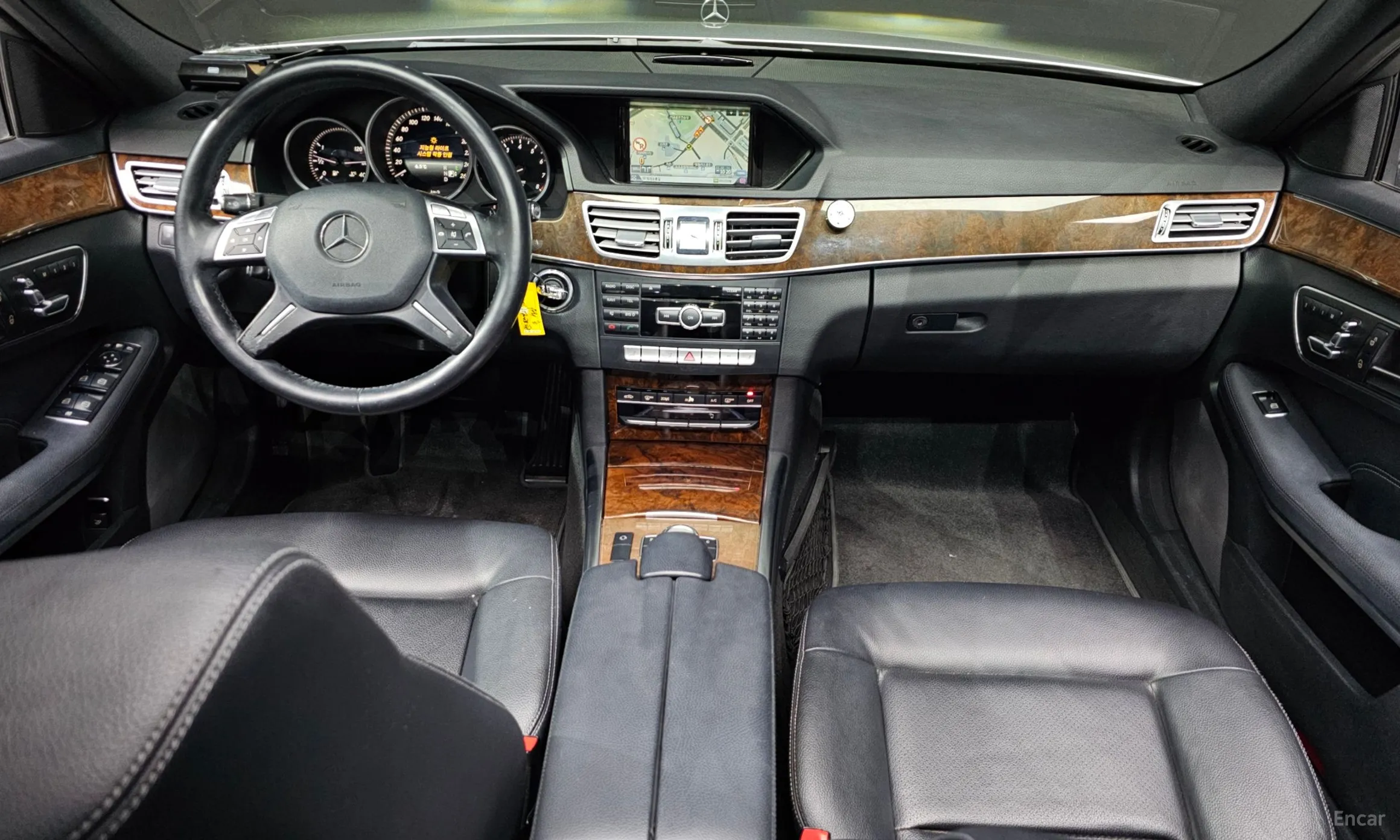 Mercedes Benz E-Class W212 превью 7