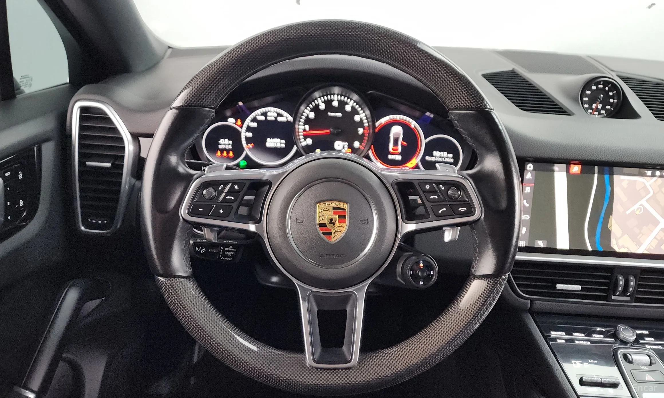 Porsche Cayenne (PO536) превью 13