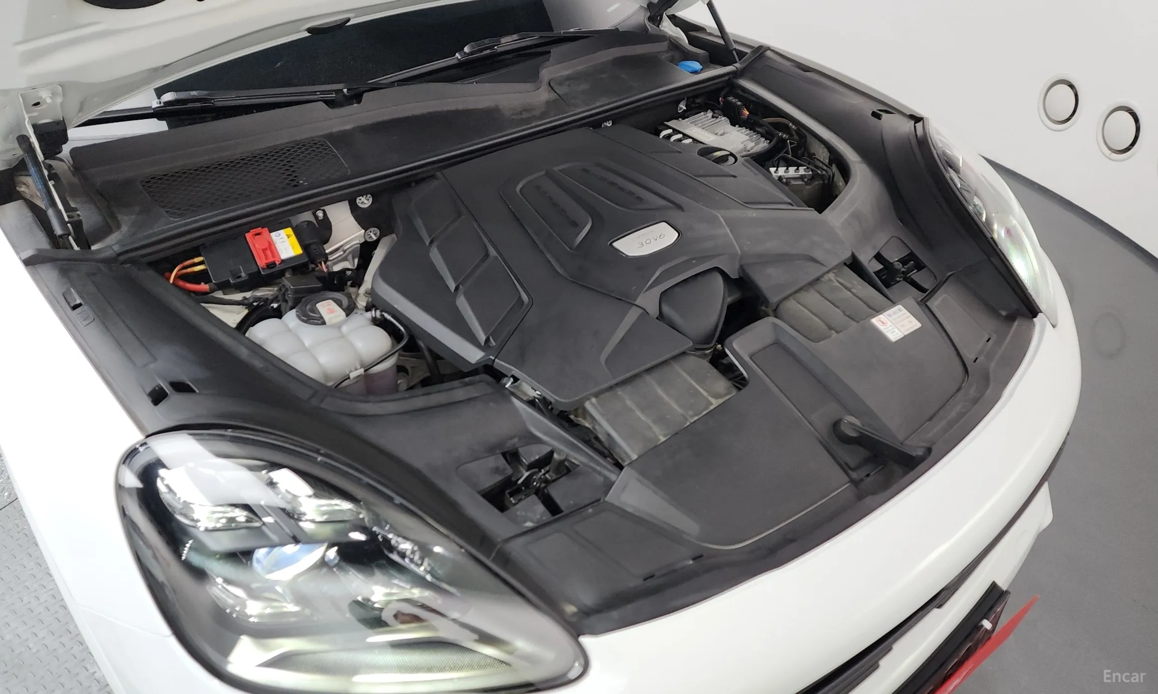 Porsche Cayenne (PO536) превью 6