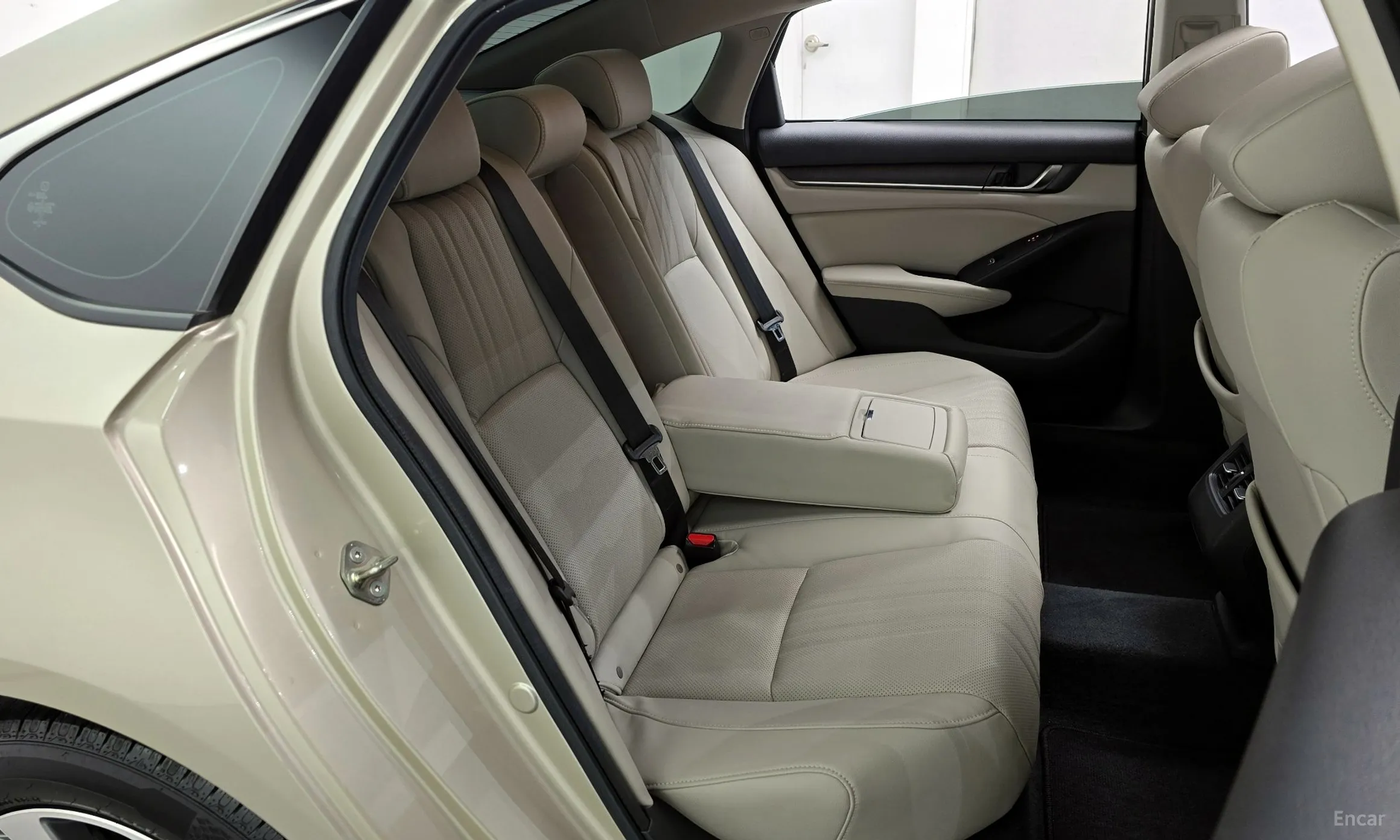 Honda Accord 10th Generation превью 12