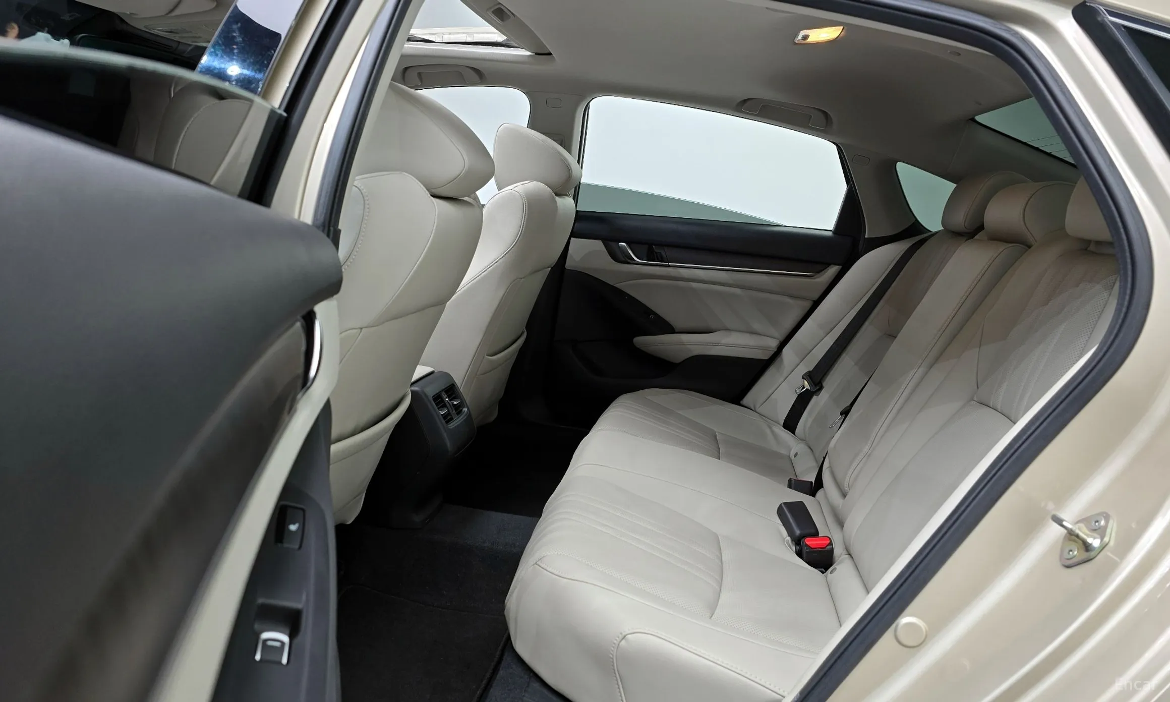 Honda Accord 10th Generation превью 13