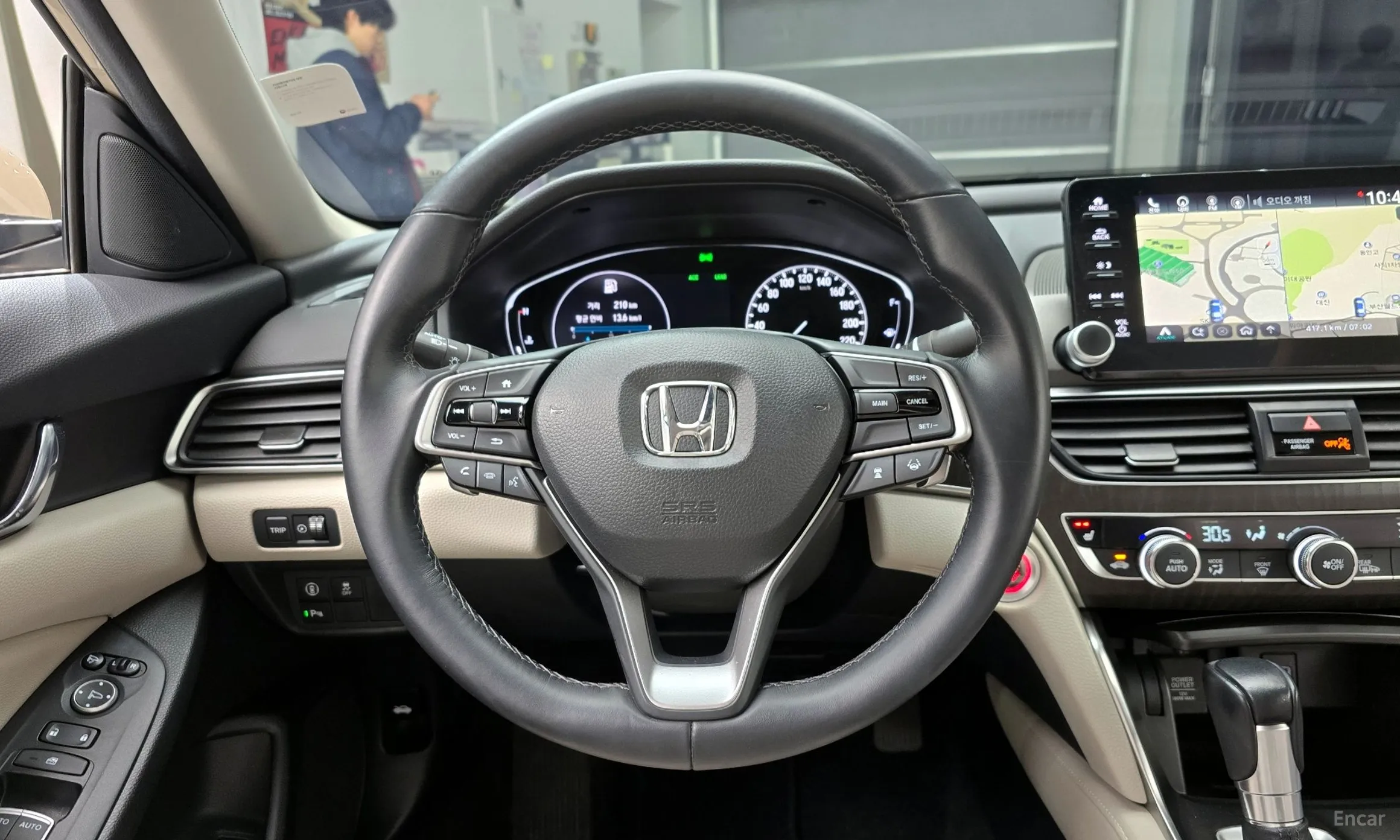 Honda Accord 10th Generation превью 14